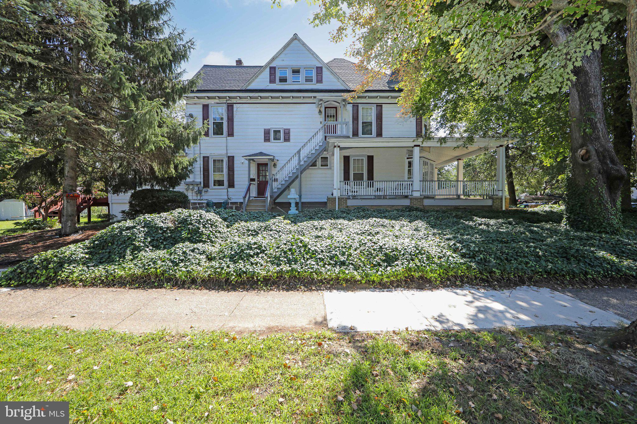 101 7TH AVENUE