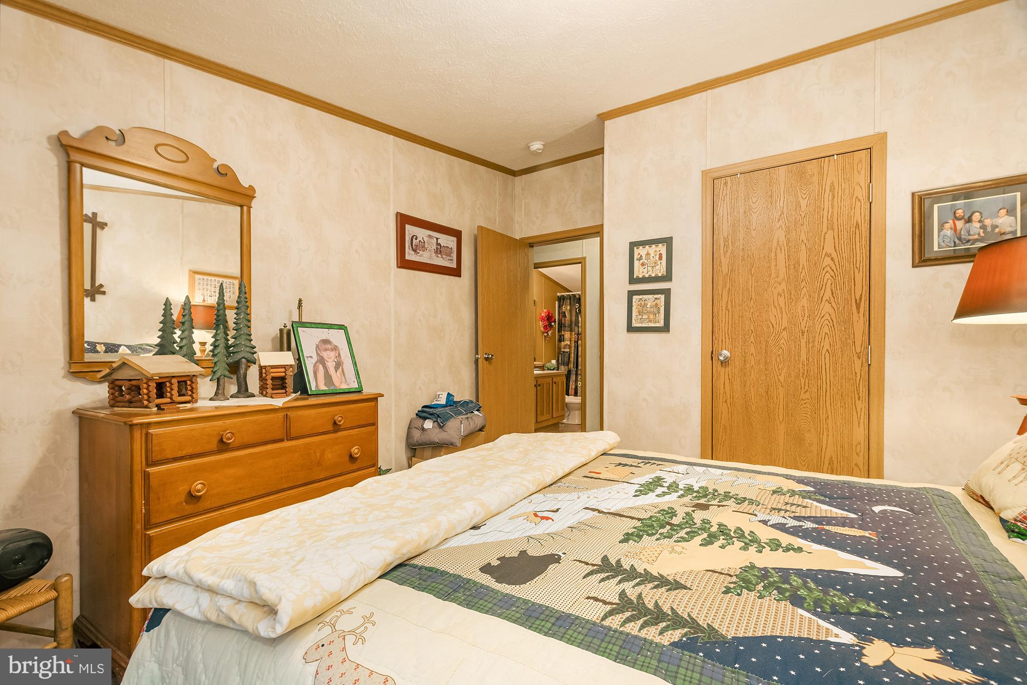 HUTTON - Residential