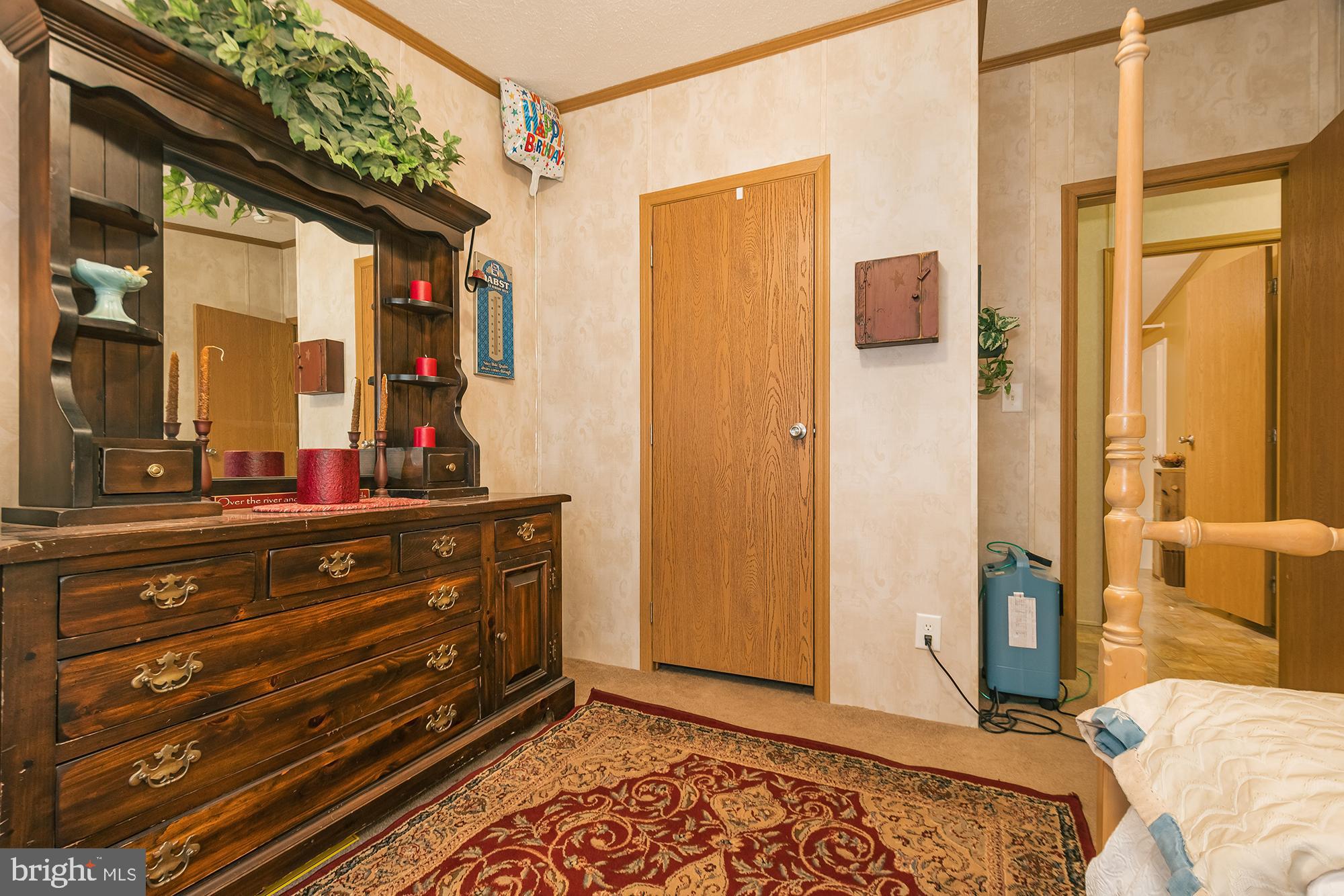 HUTTON - Residential