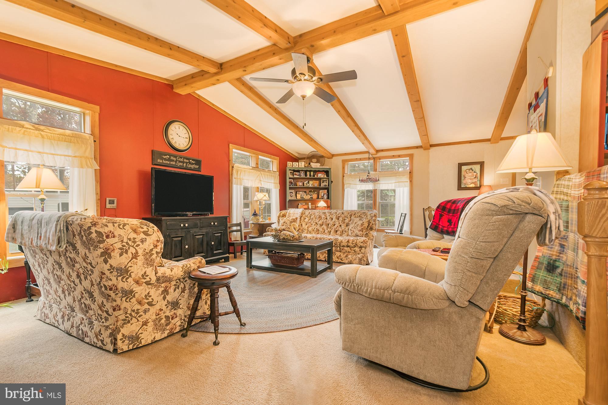 HUTTON - Residential