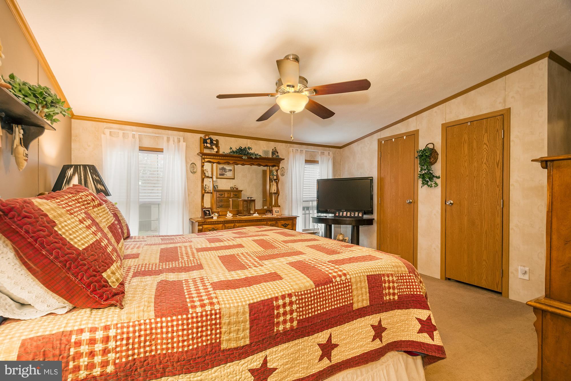 HUTTON - Residential