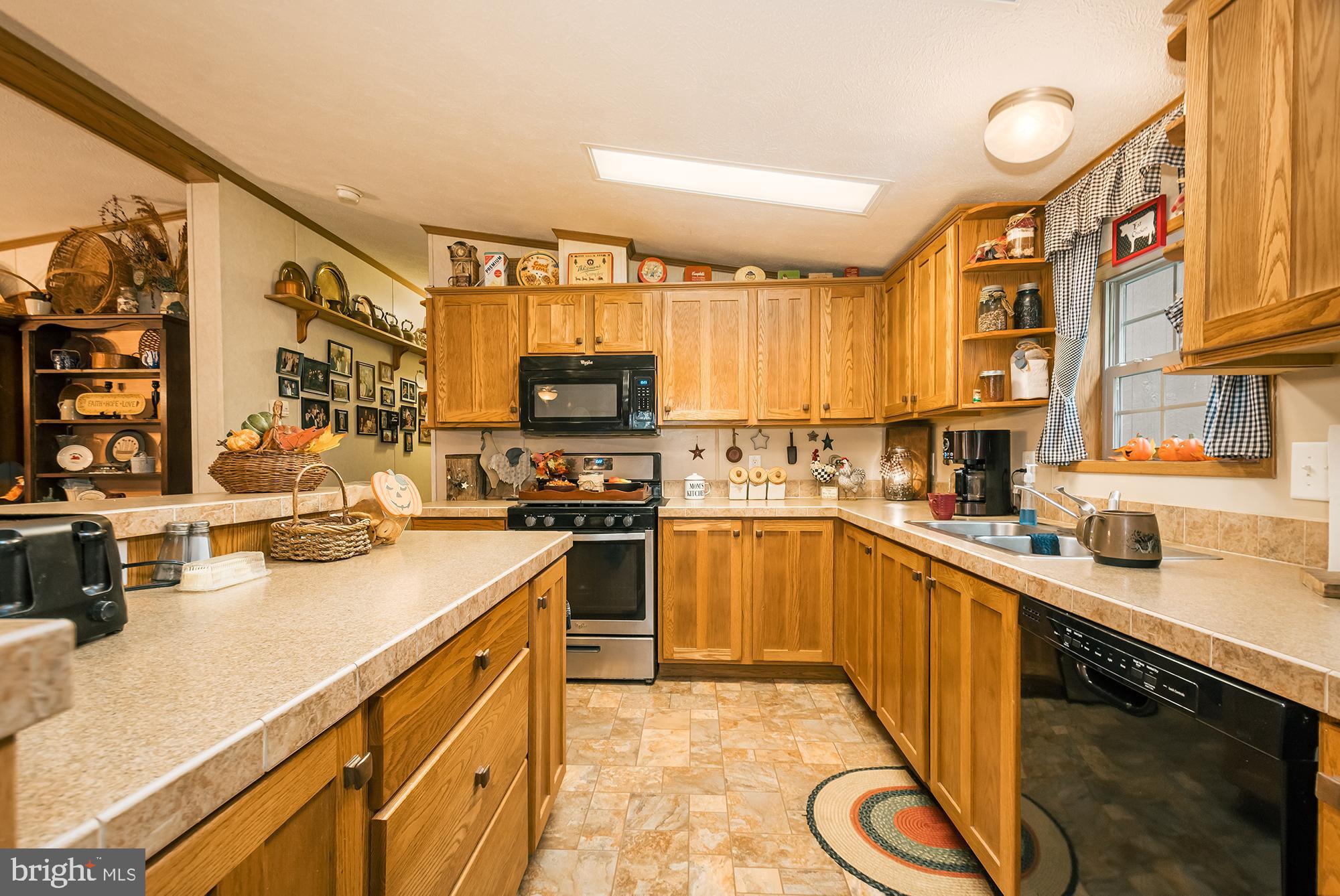 HUTTON - Residential