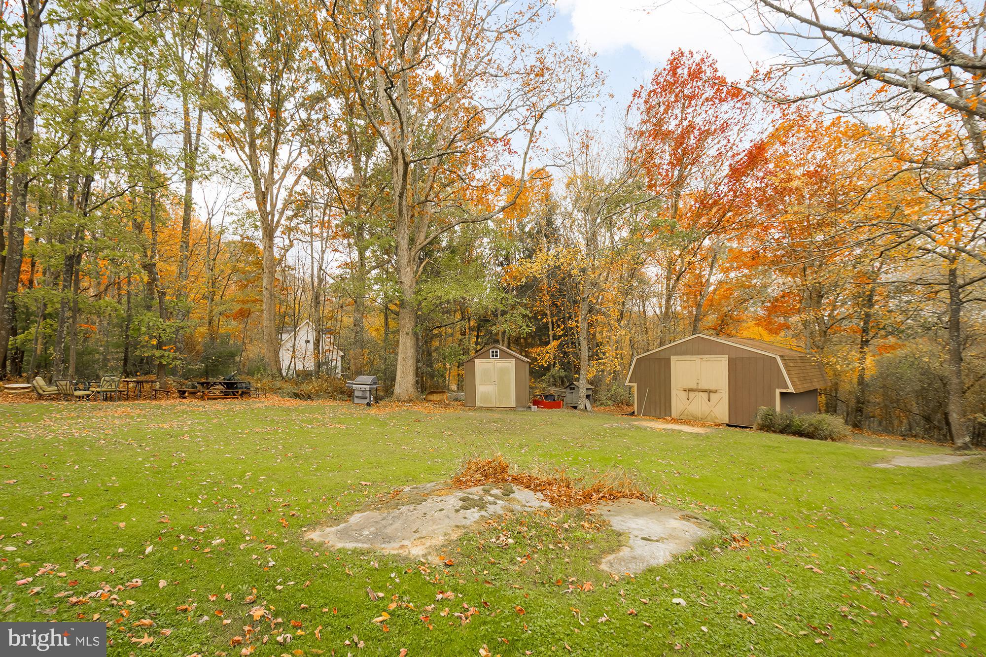 HUTTON - Residential