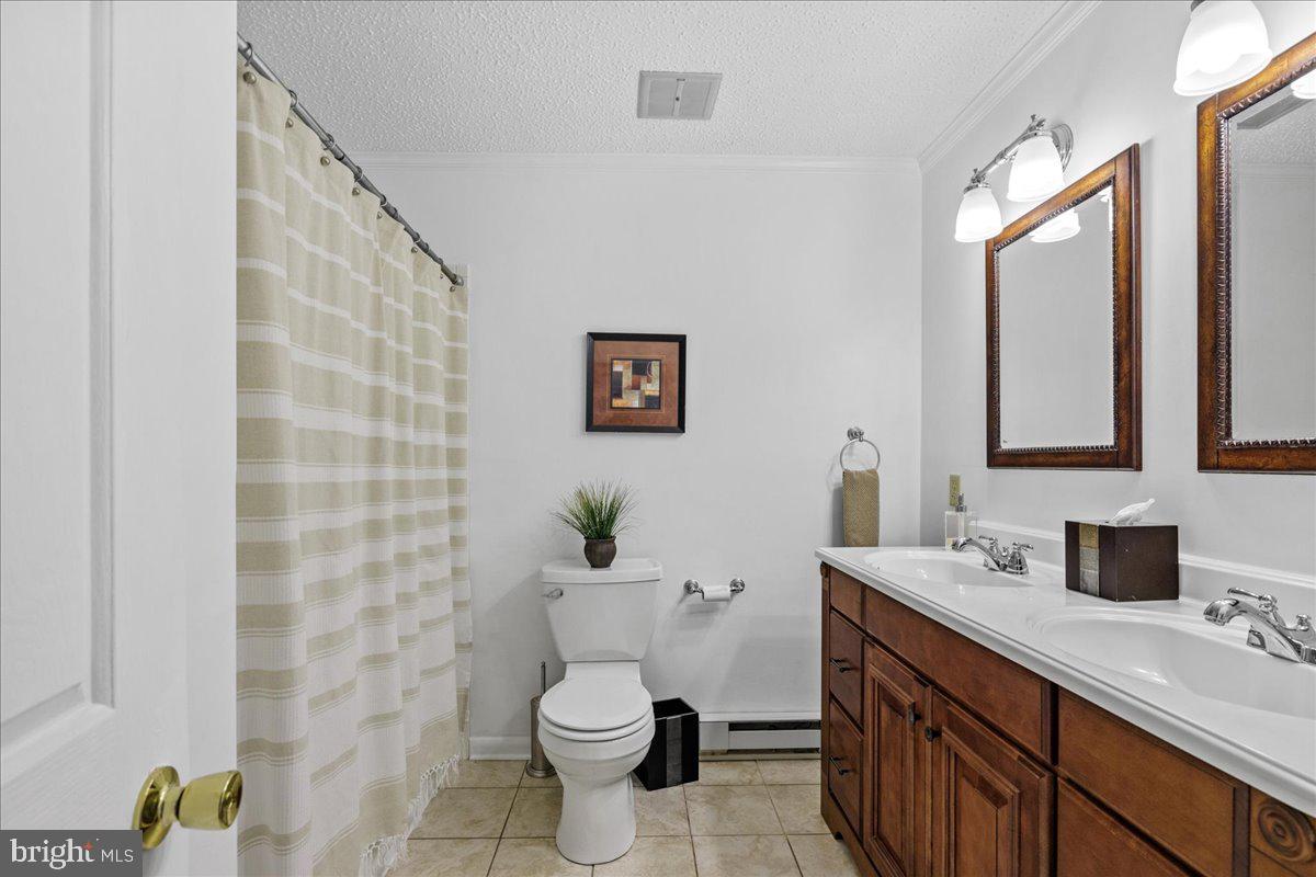 PIKEVIEW ACRES - Residential