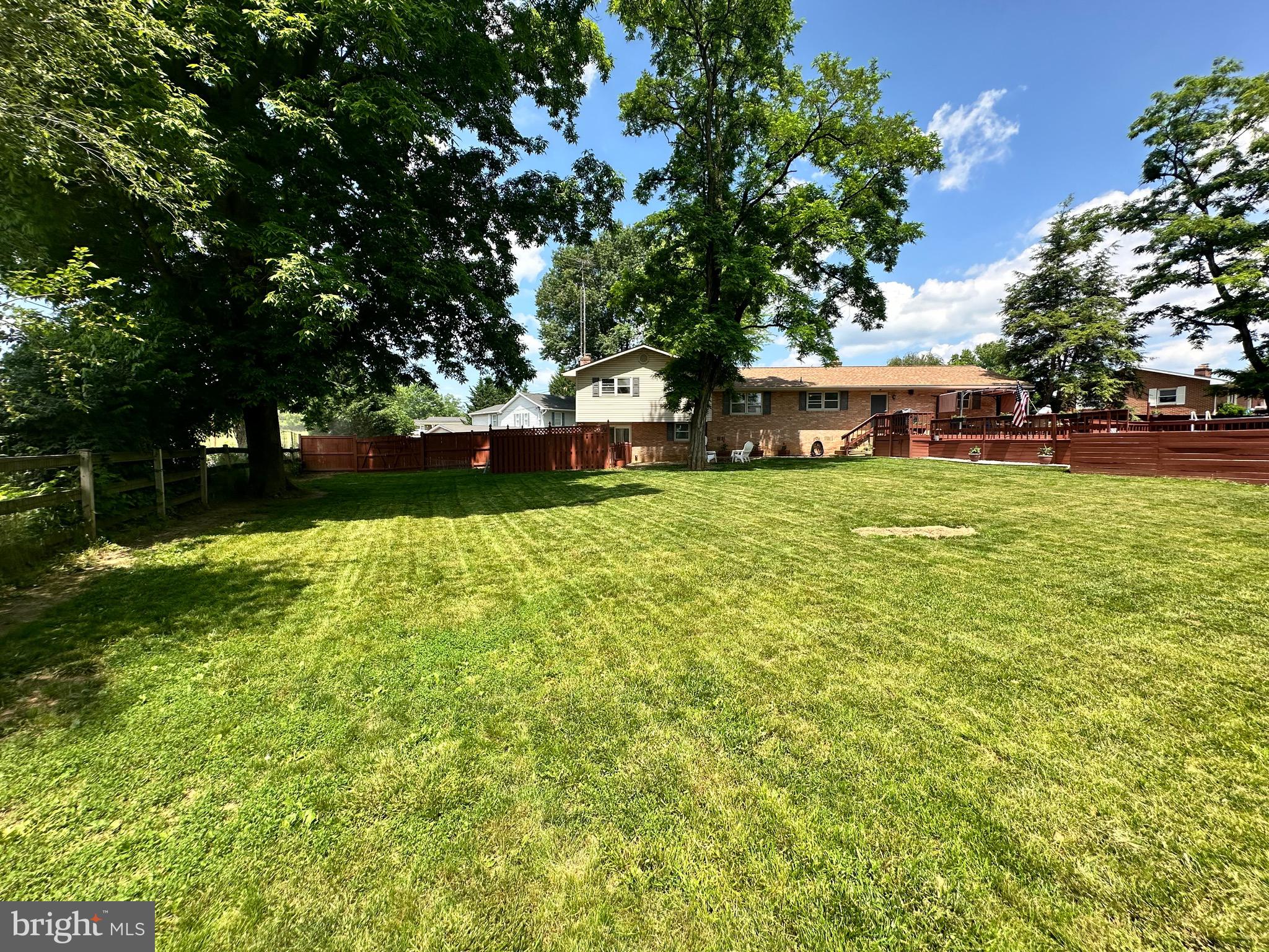 PIKEVIEW ACRES - Residential