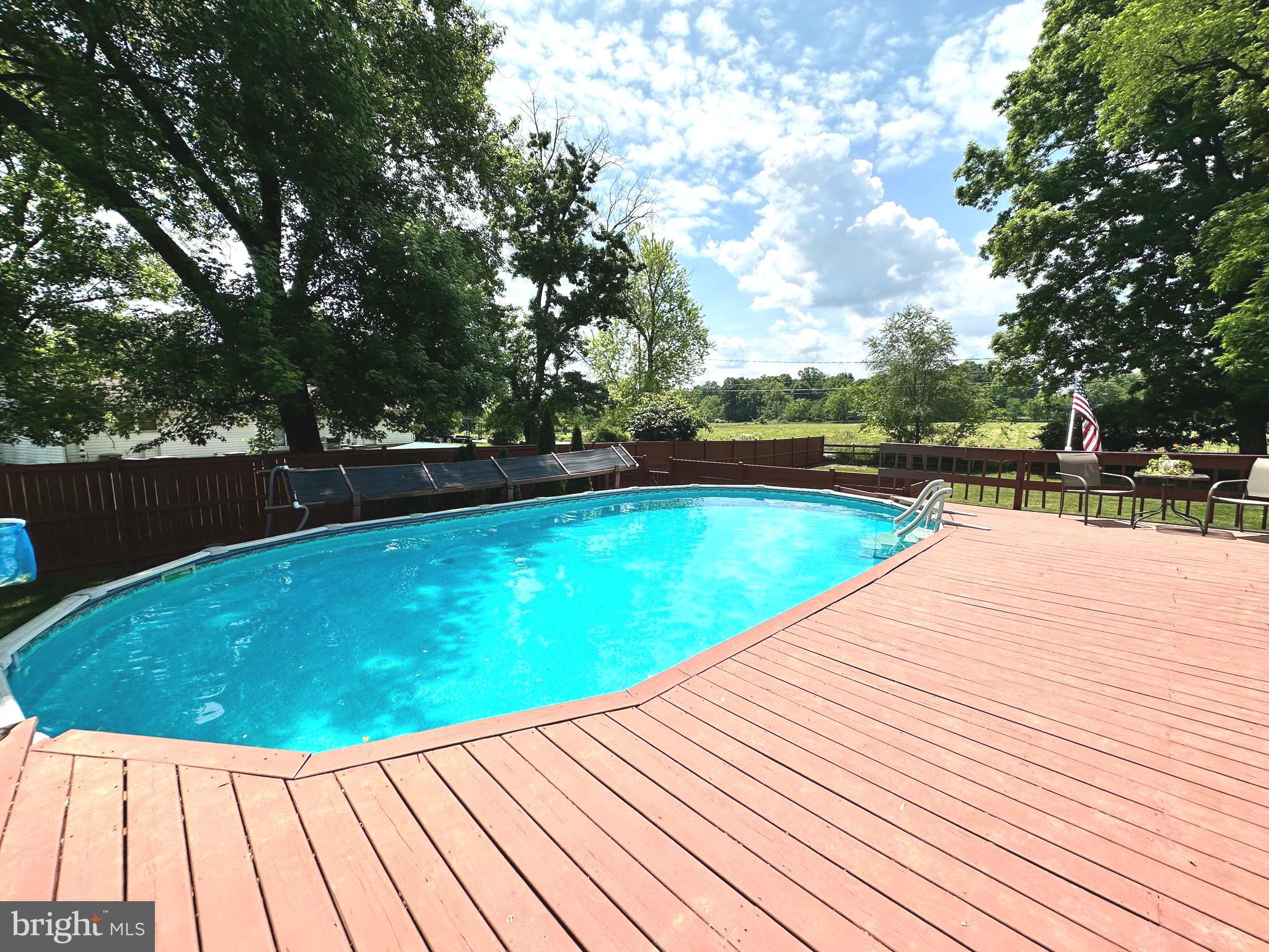 PIKEVIEW ACRES - Residential