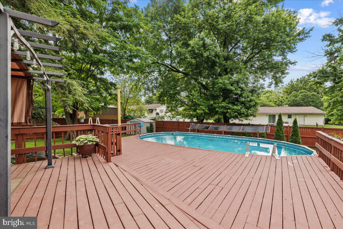 PIKEVIEW ACRES - Residential