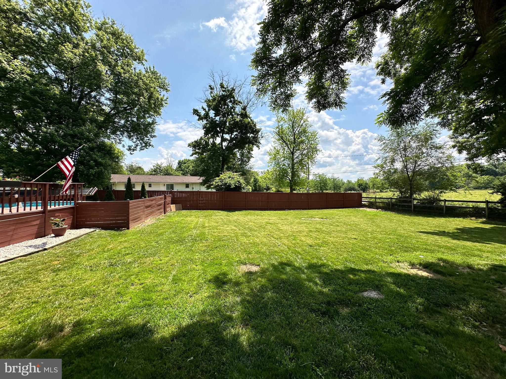 PIKEVIEW ACRES - Residential