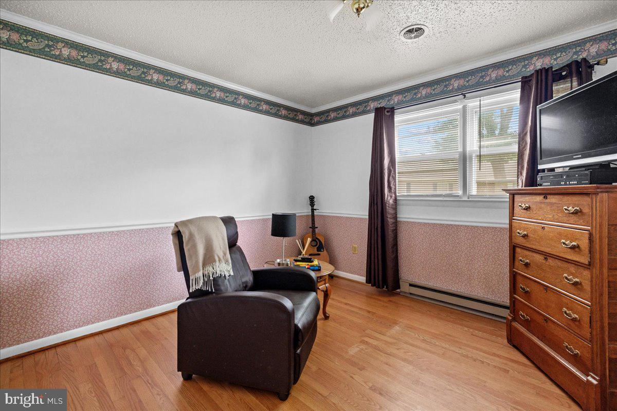 PIKEVIEW ACRES - Residential