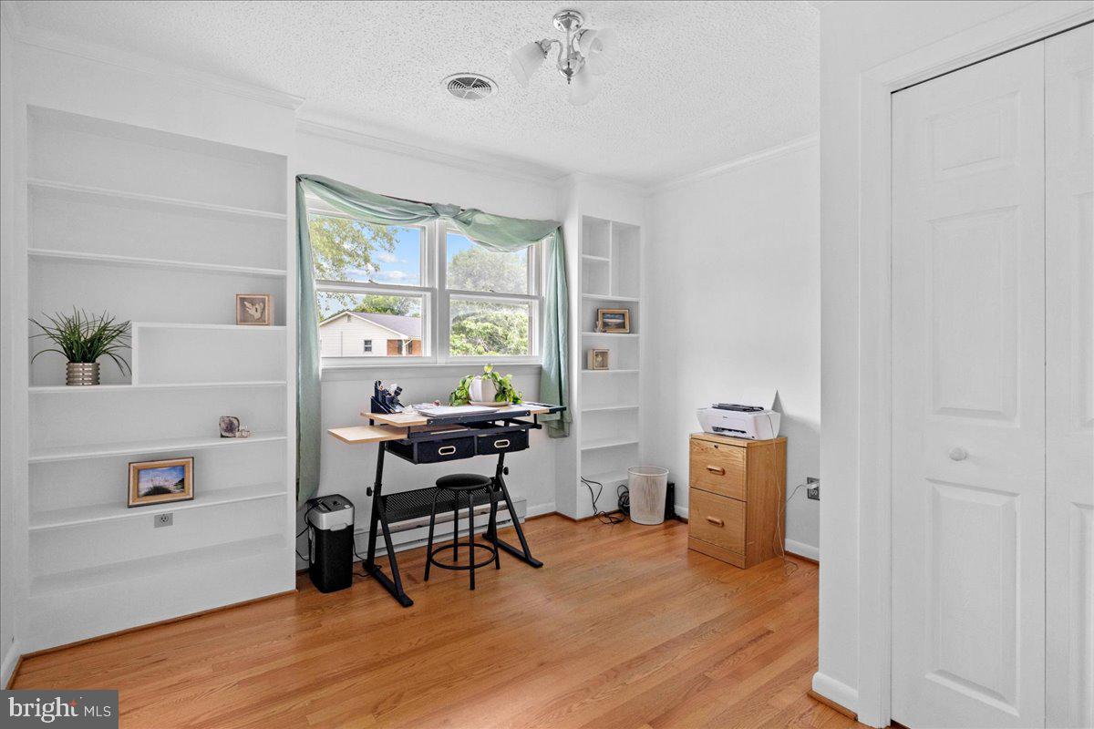 PIKEVIEW ACRES - Residential