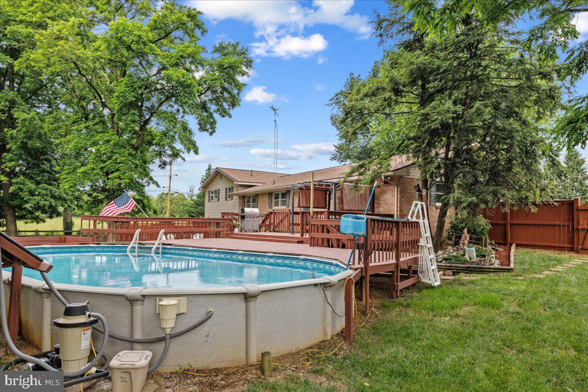 PIKEVIEW ACRES - Residential