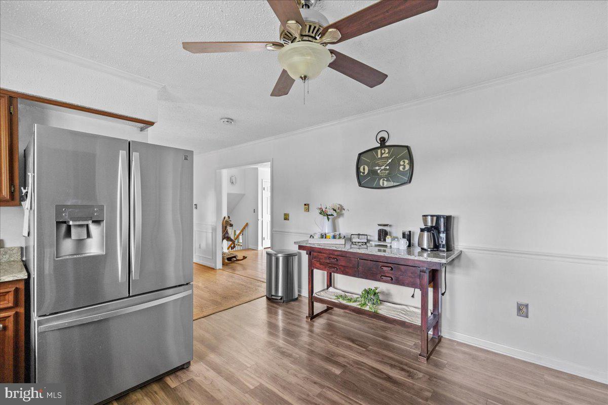 PIKEVIEW ACRES - Residential