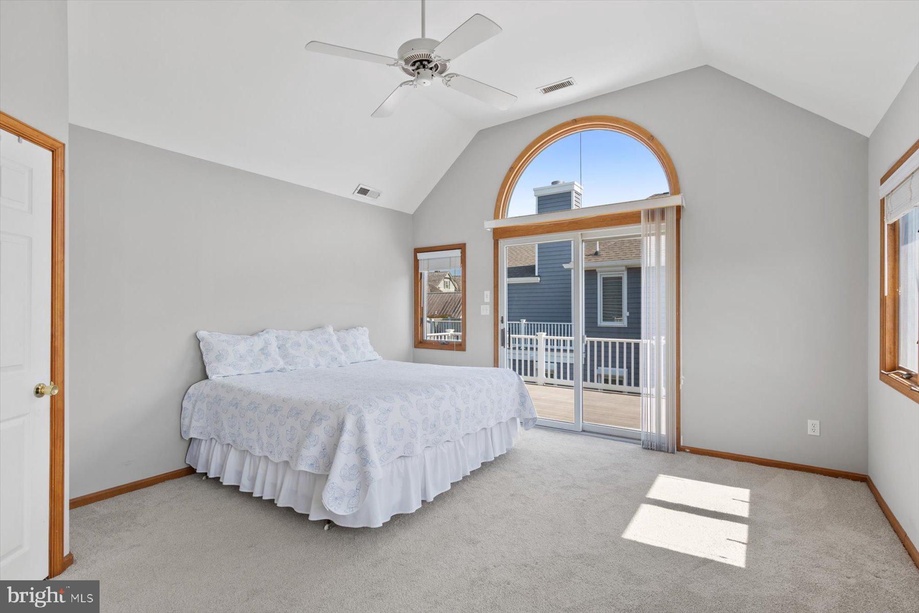 SEABREAK - Residential