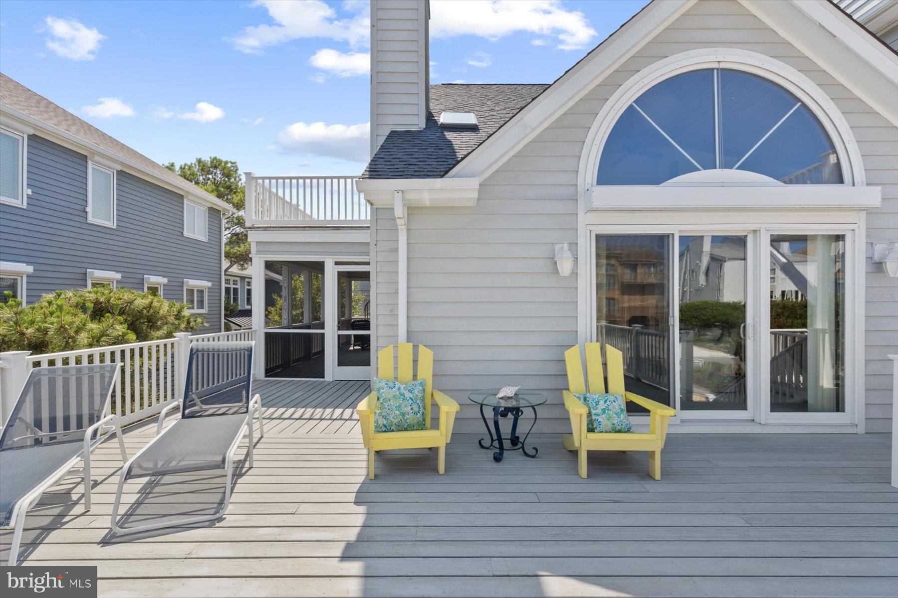 SEABREAK - Residential