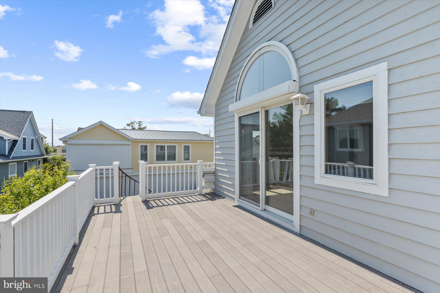 SEABREAK - Residential