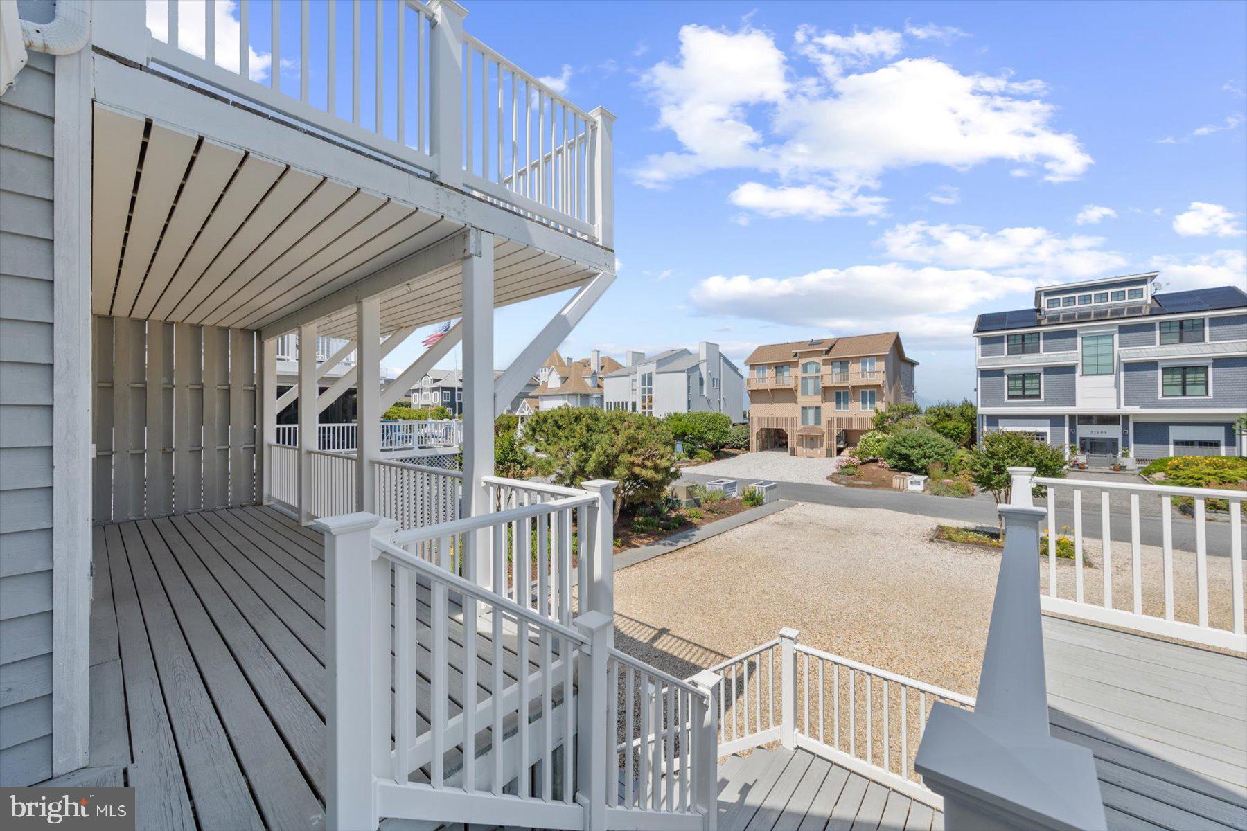 SEABREAK - Residential