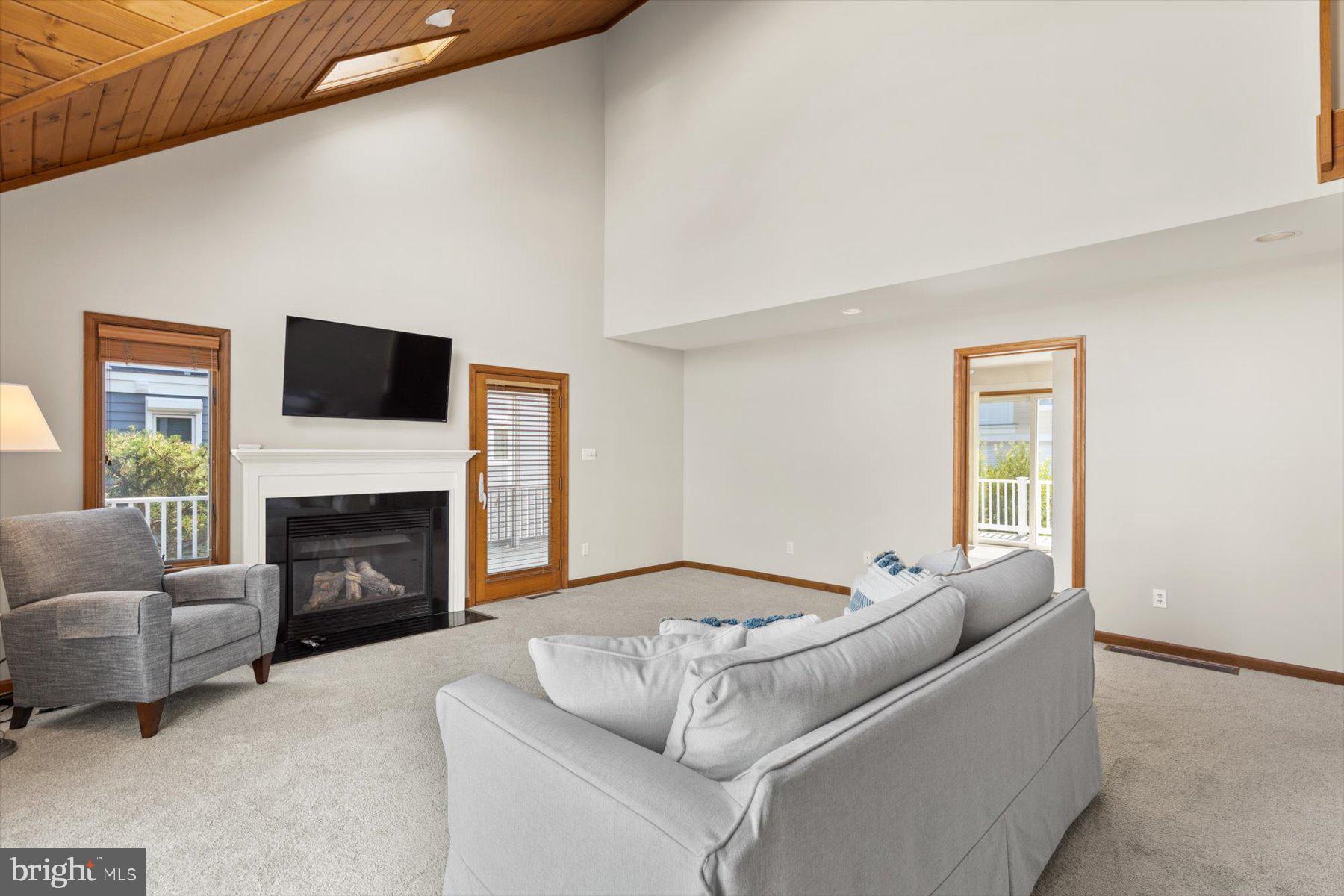 SEABREAK - Residential