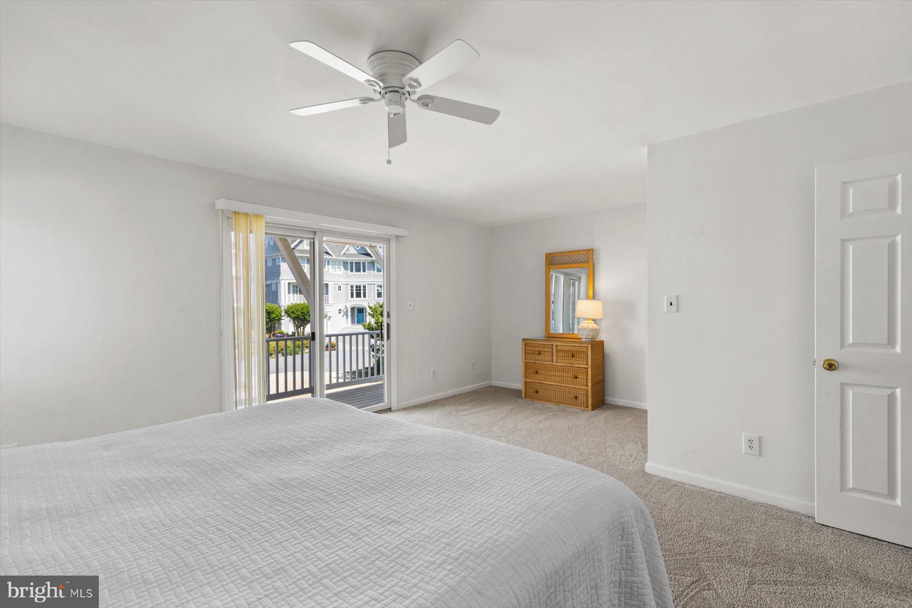 SEABREAK - Residential