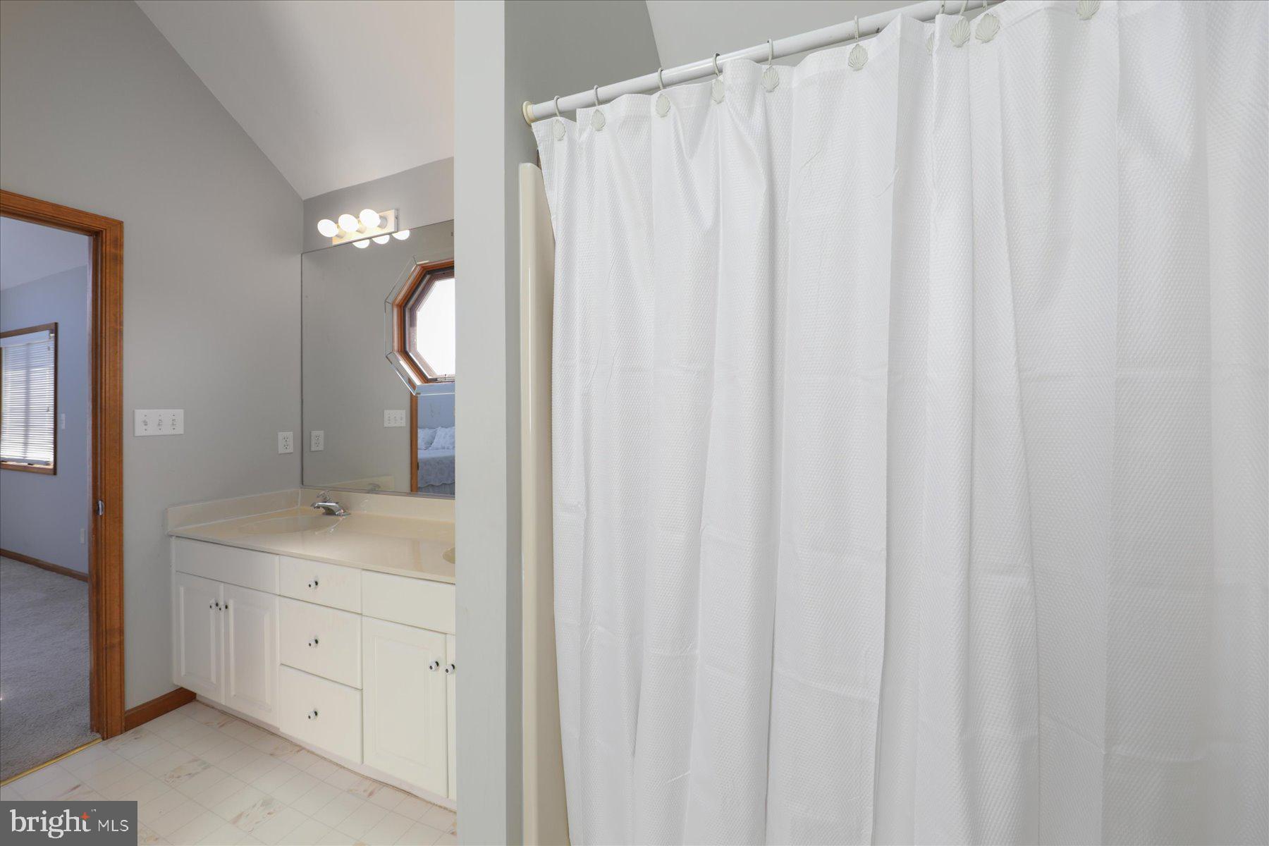 SEABREAK - Residential