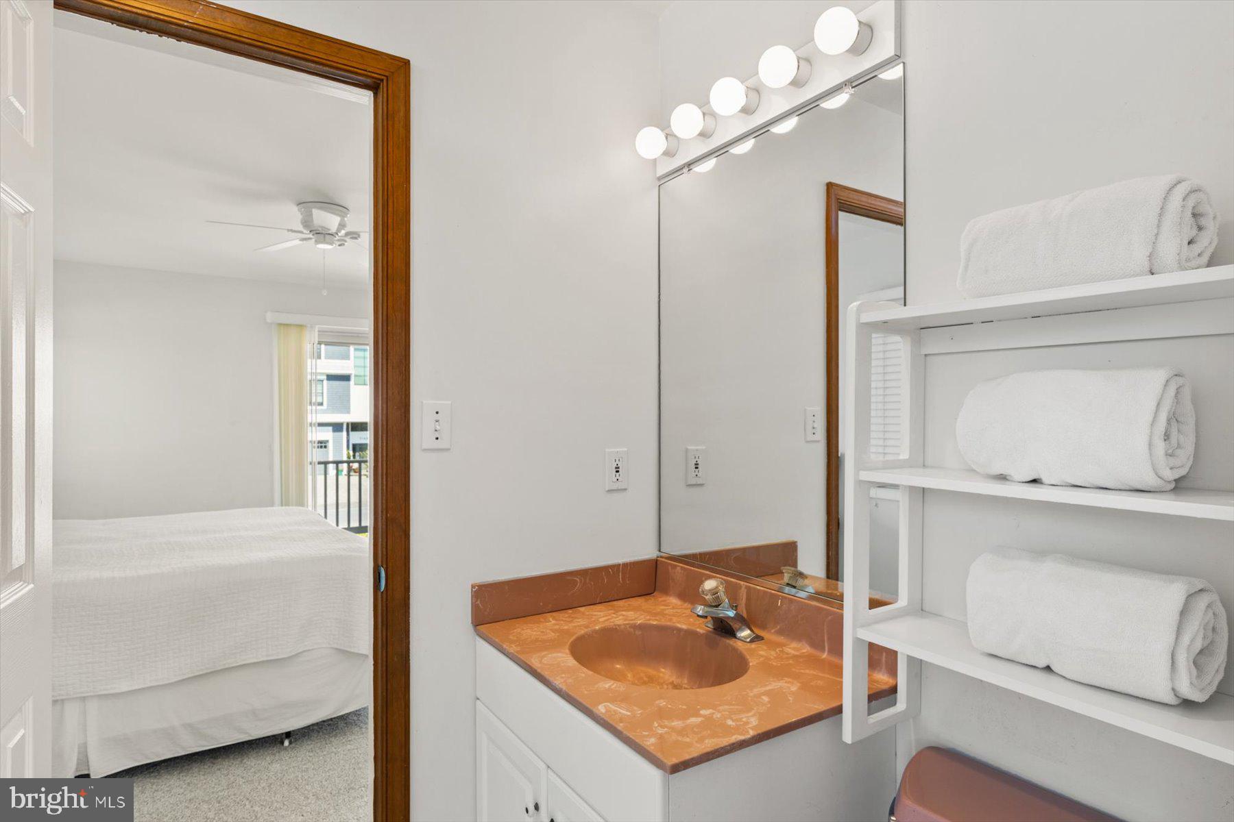 SEABREAK - Residential