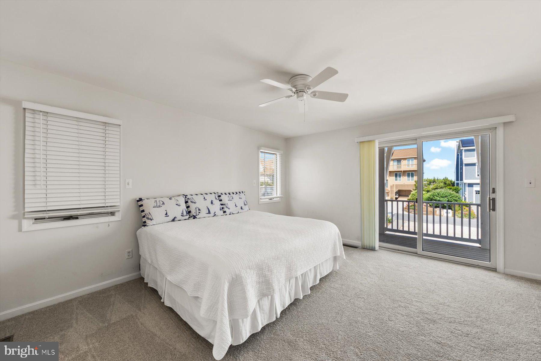 SEABREAK - Residential