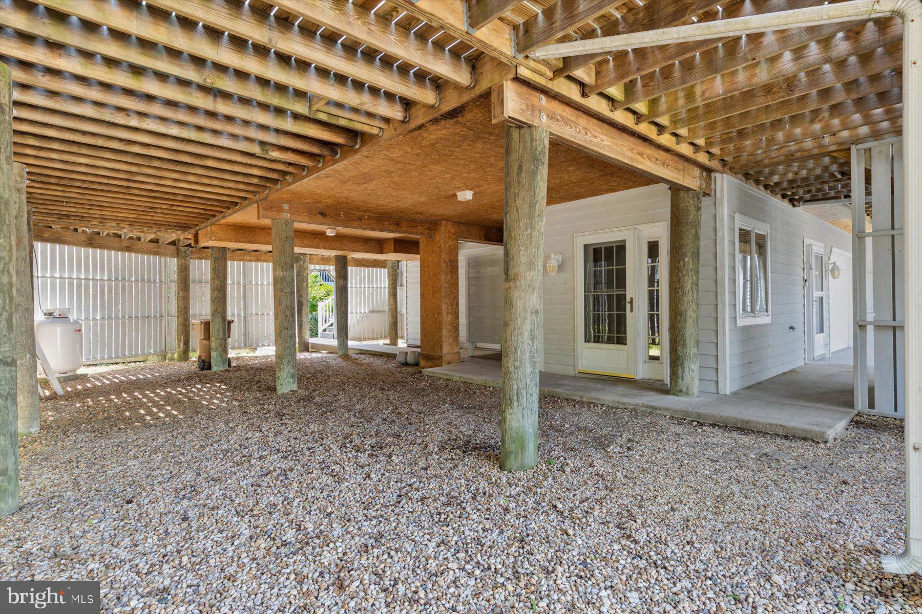 SEABREAK - Residential