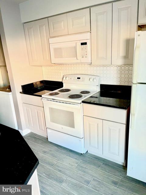 WESTPHALIA WOODS - Residential