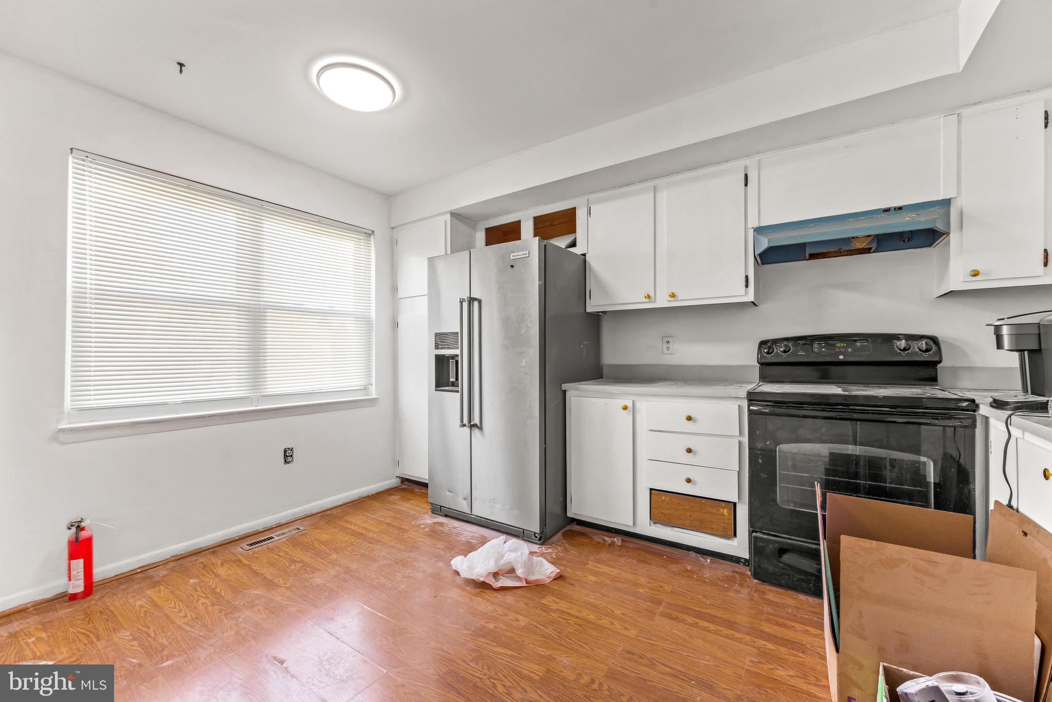 10 PICKERSGILL SQUARE