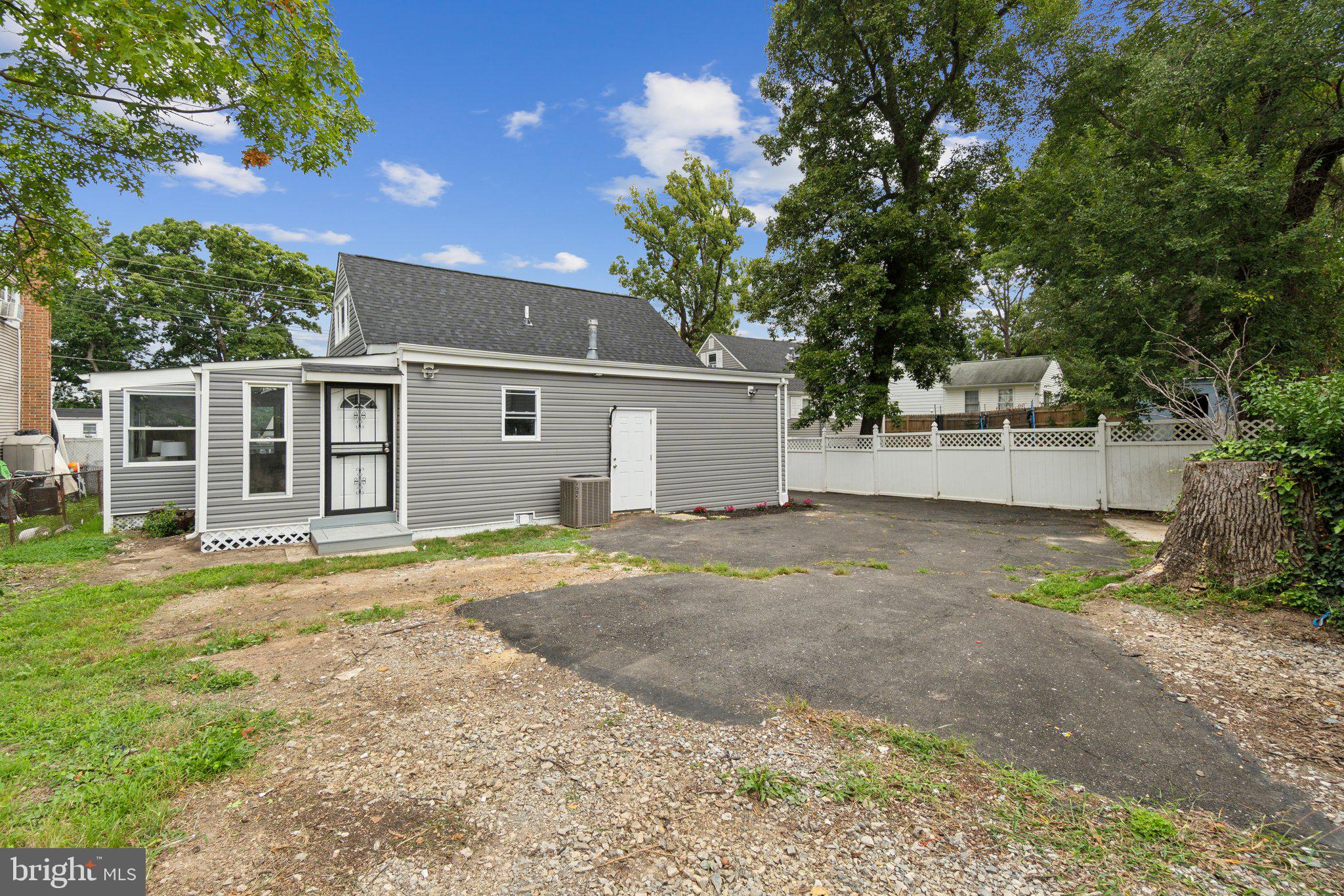 BEACON HEIGHTS - Residential