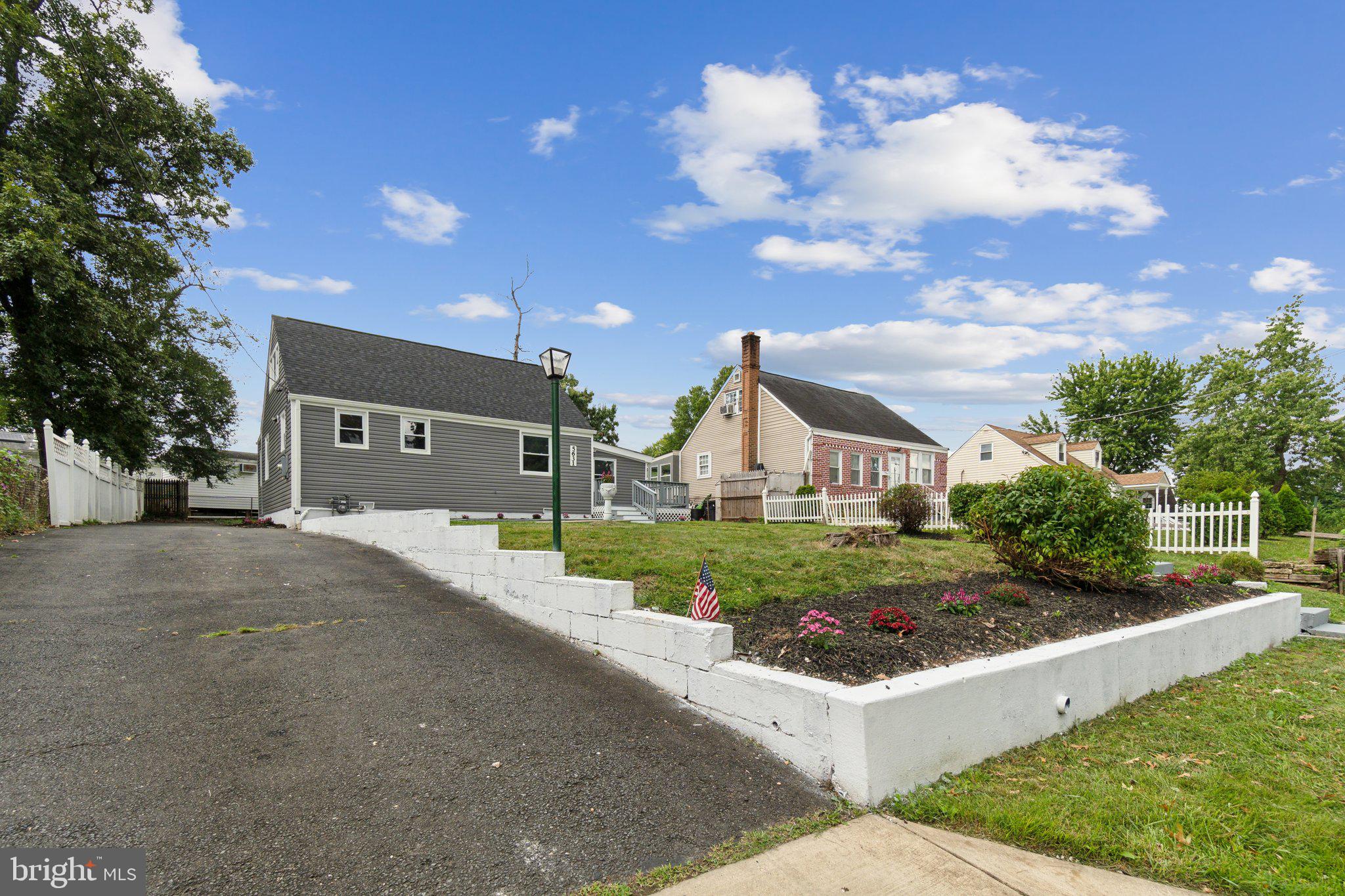 BEACON HEIGHTS - Residential