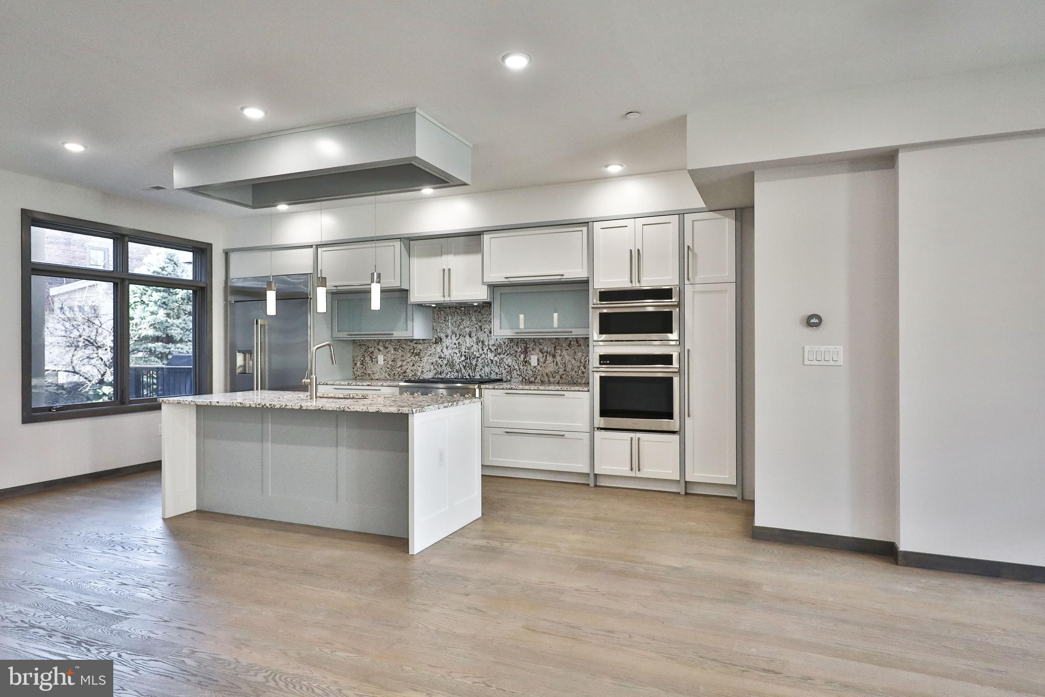 BELLA VISTA - Residential