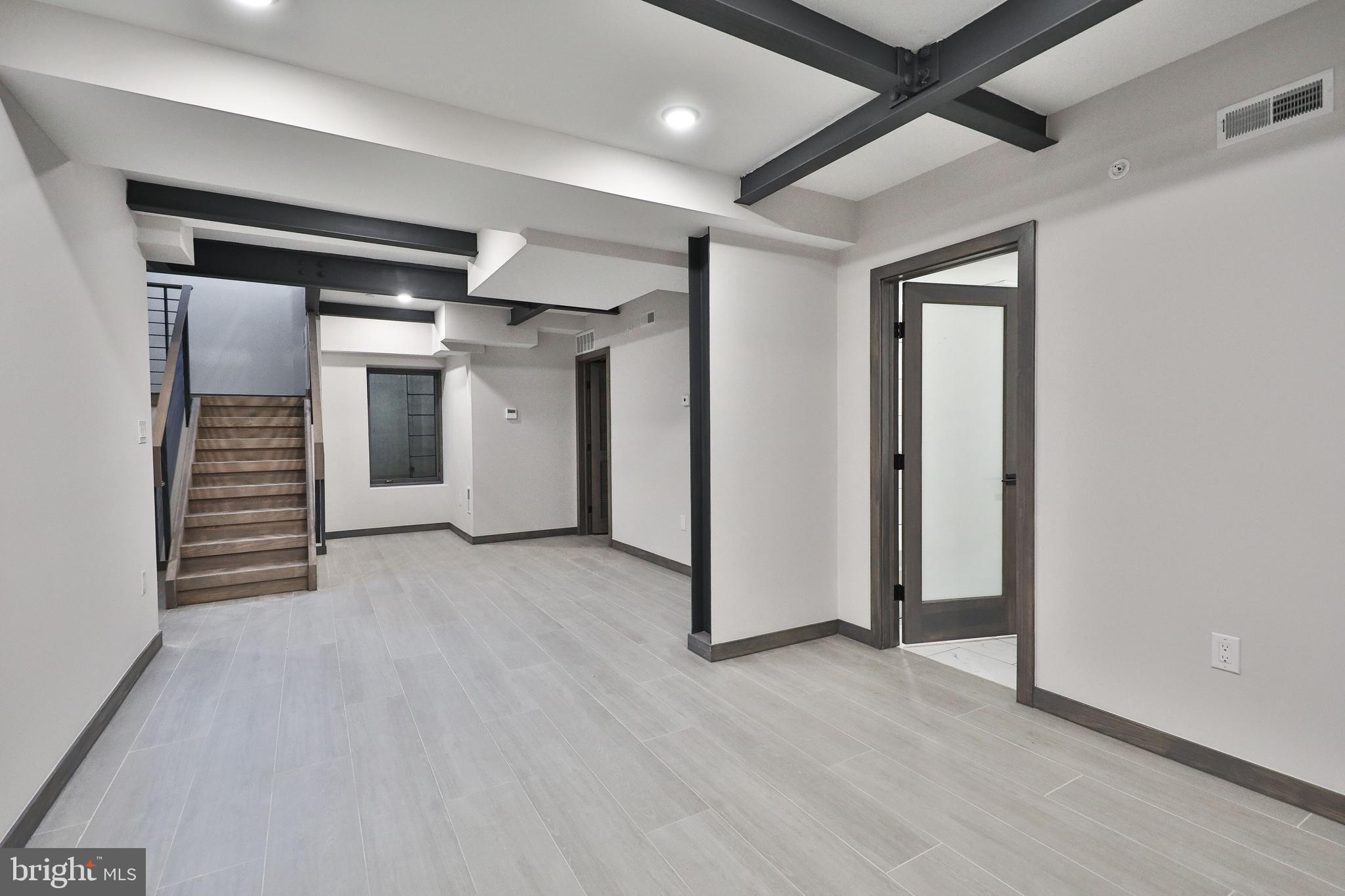 1022 CHRISTIAN STREET