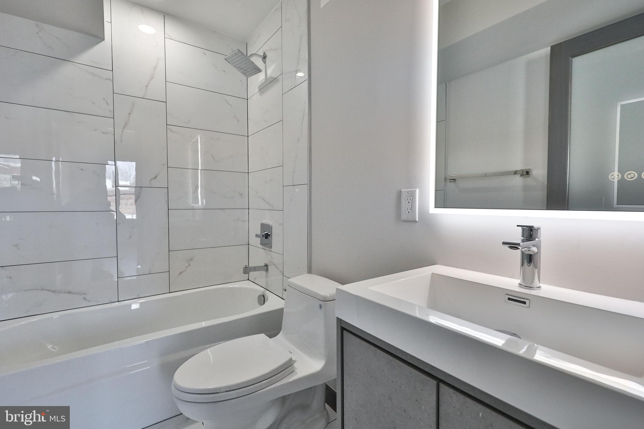 BELLA VISTA - Residential