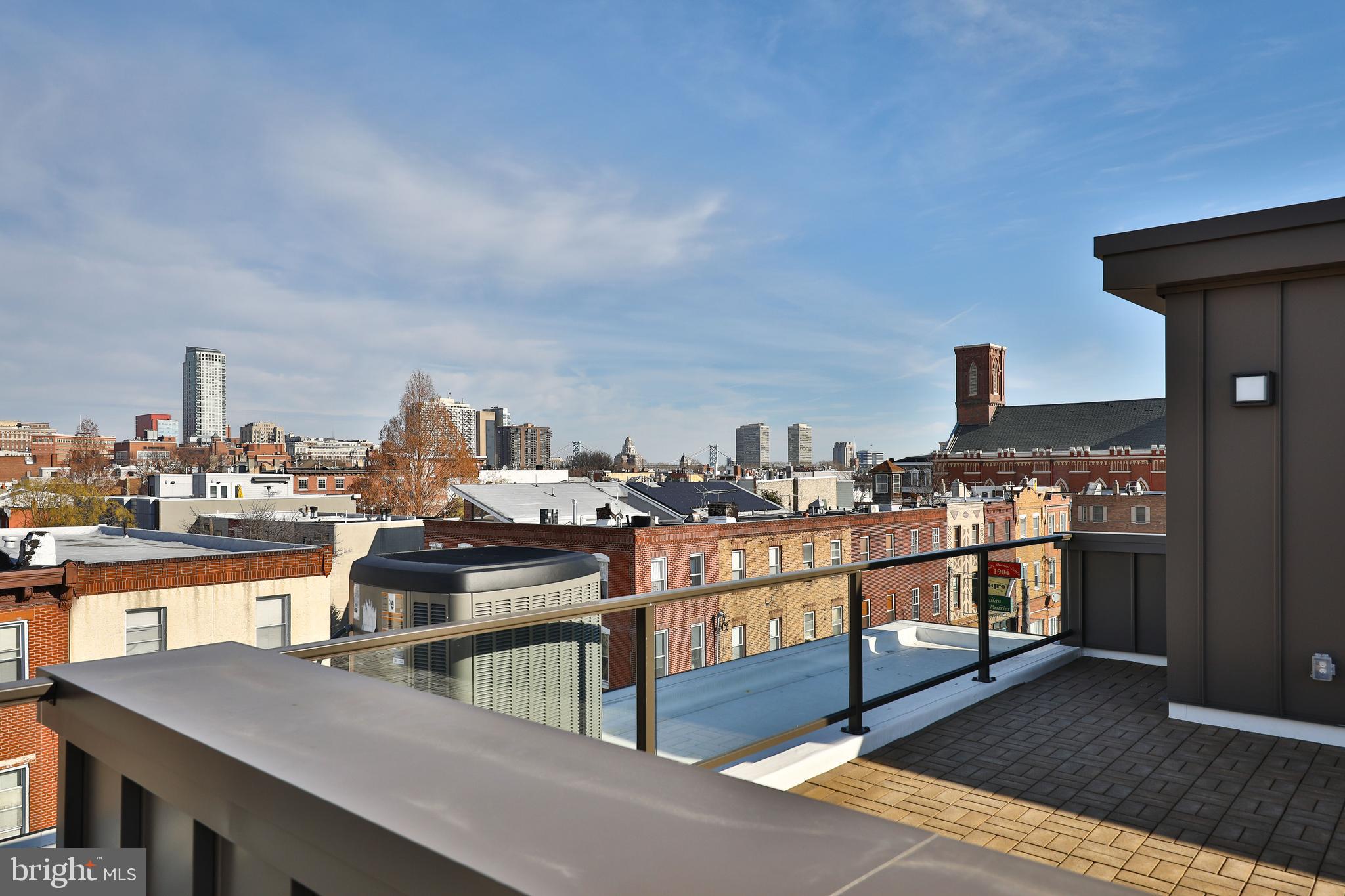 BELLA VISTA - Residential