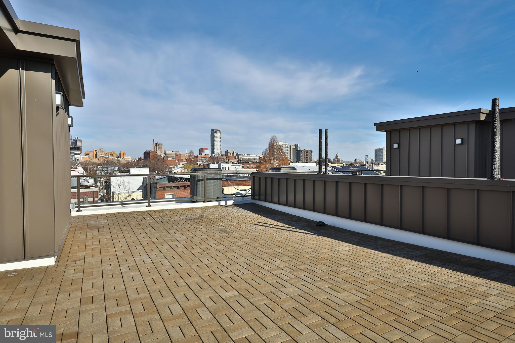 BELLA VISTA - Residential