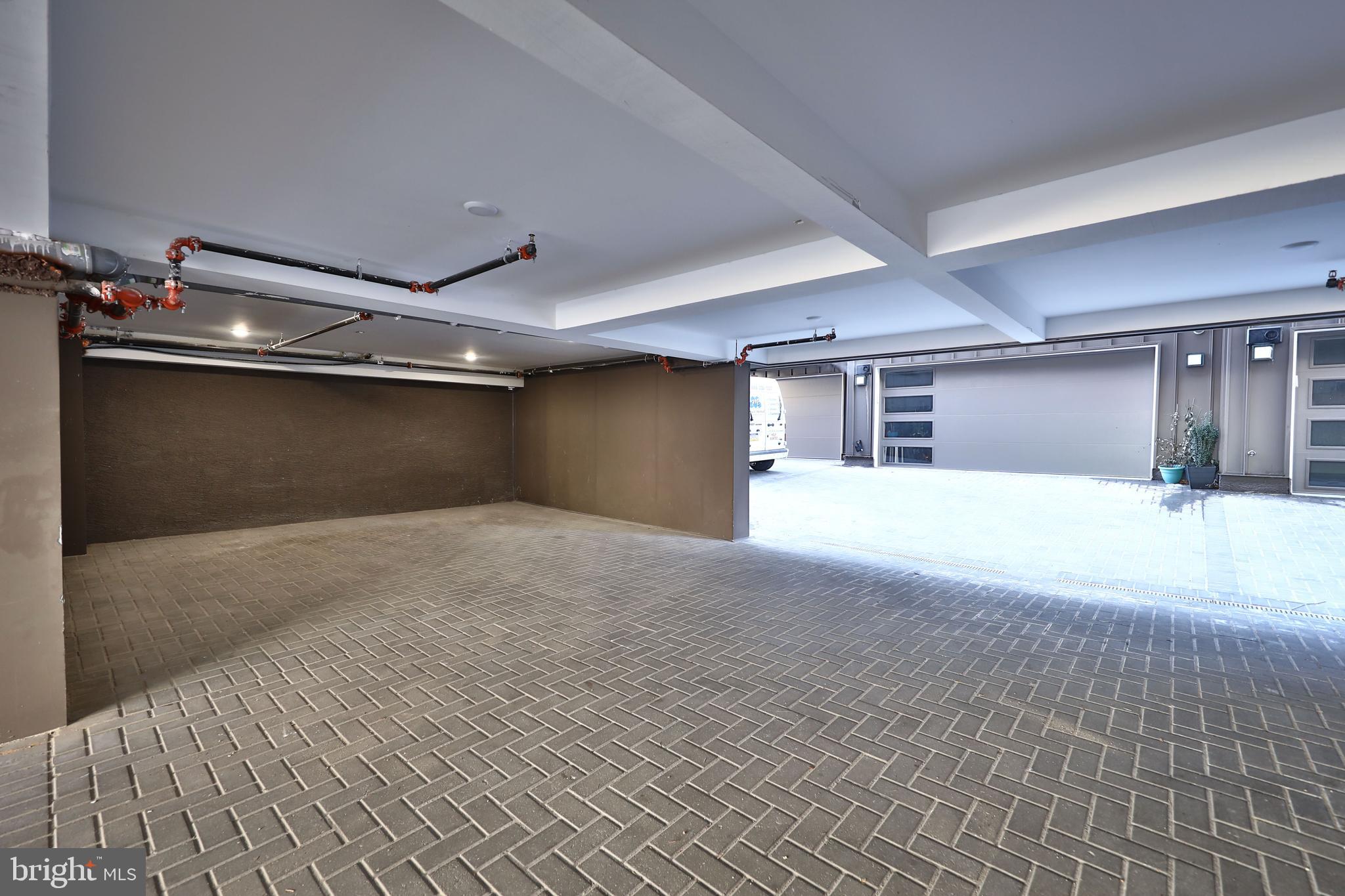 BELLA VISTA - Residential