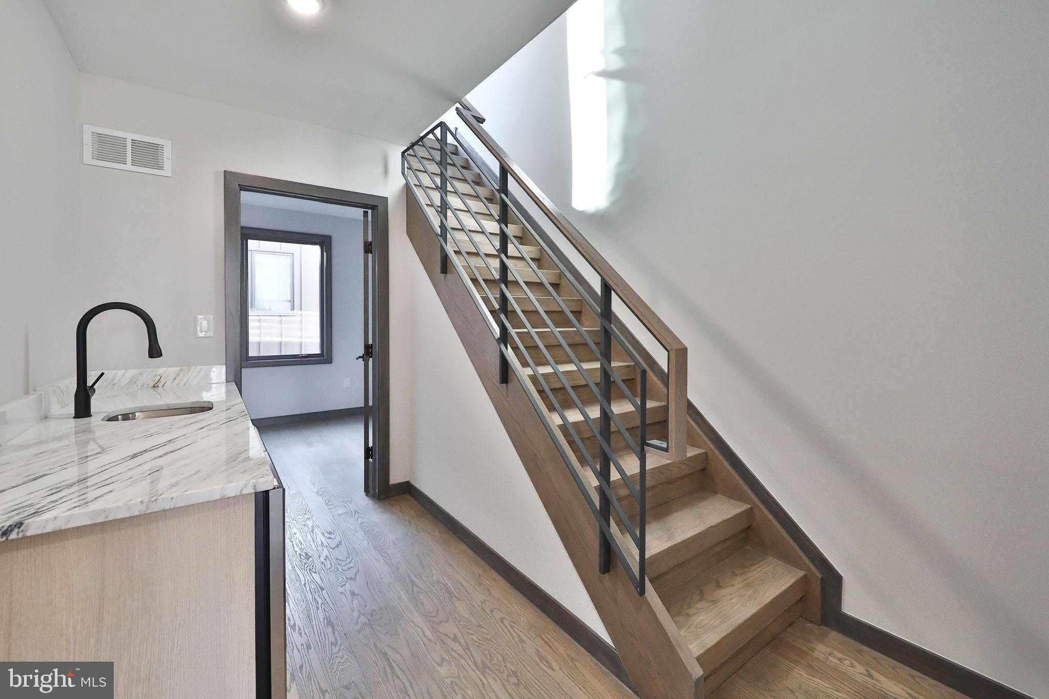 BELLA VISTA - Residential