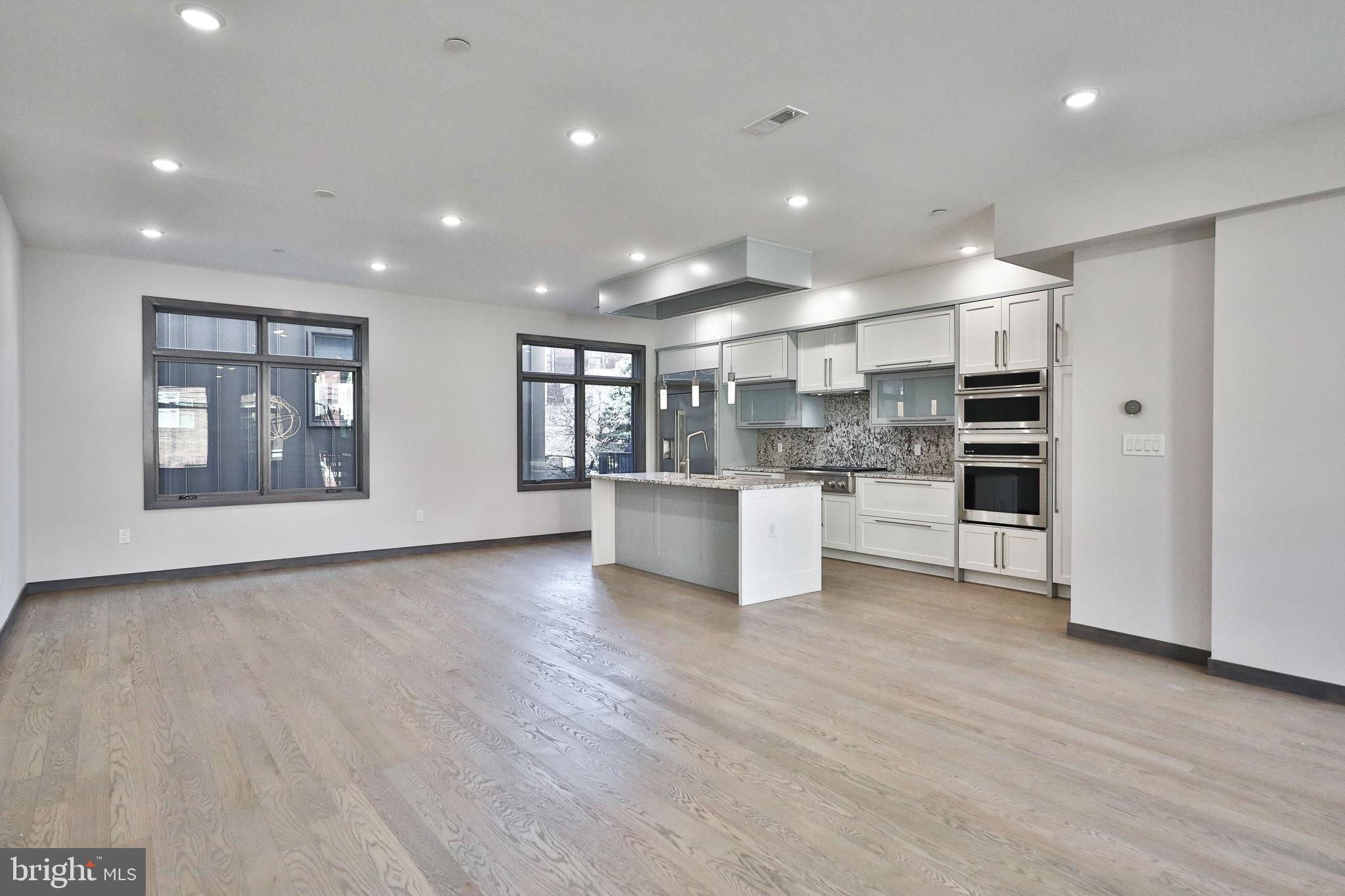 BELLA VISTA - Residential