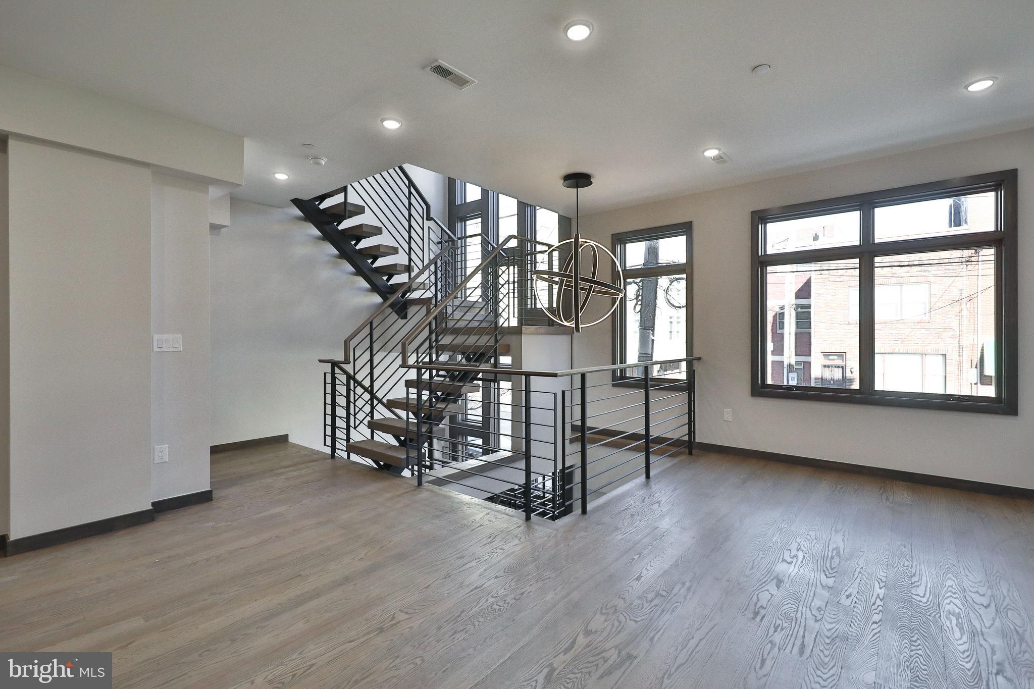 BELLA VISTA - Residential