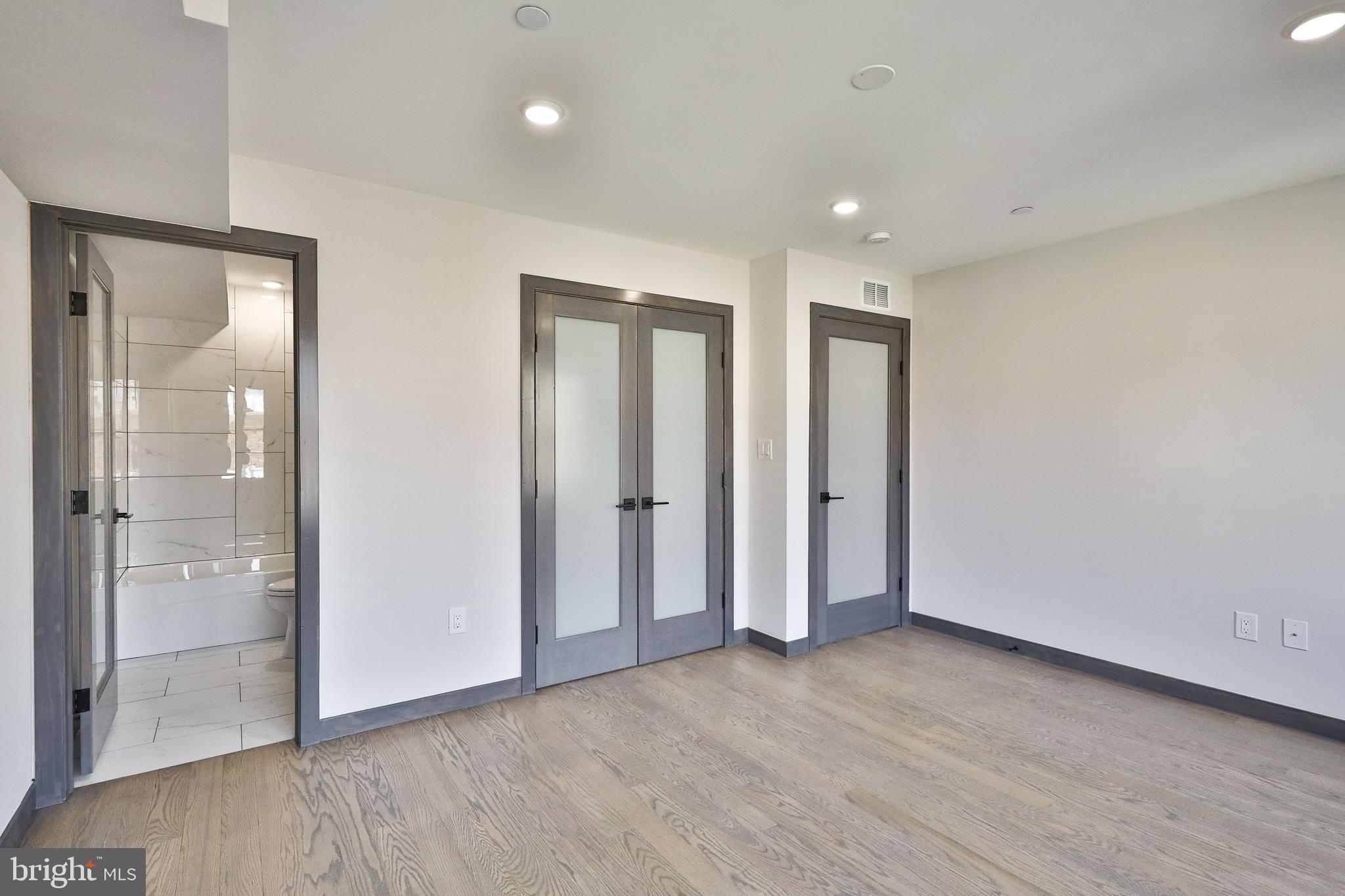 BELLA VISTA - Residential