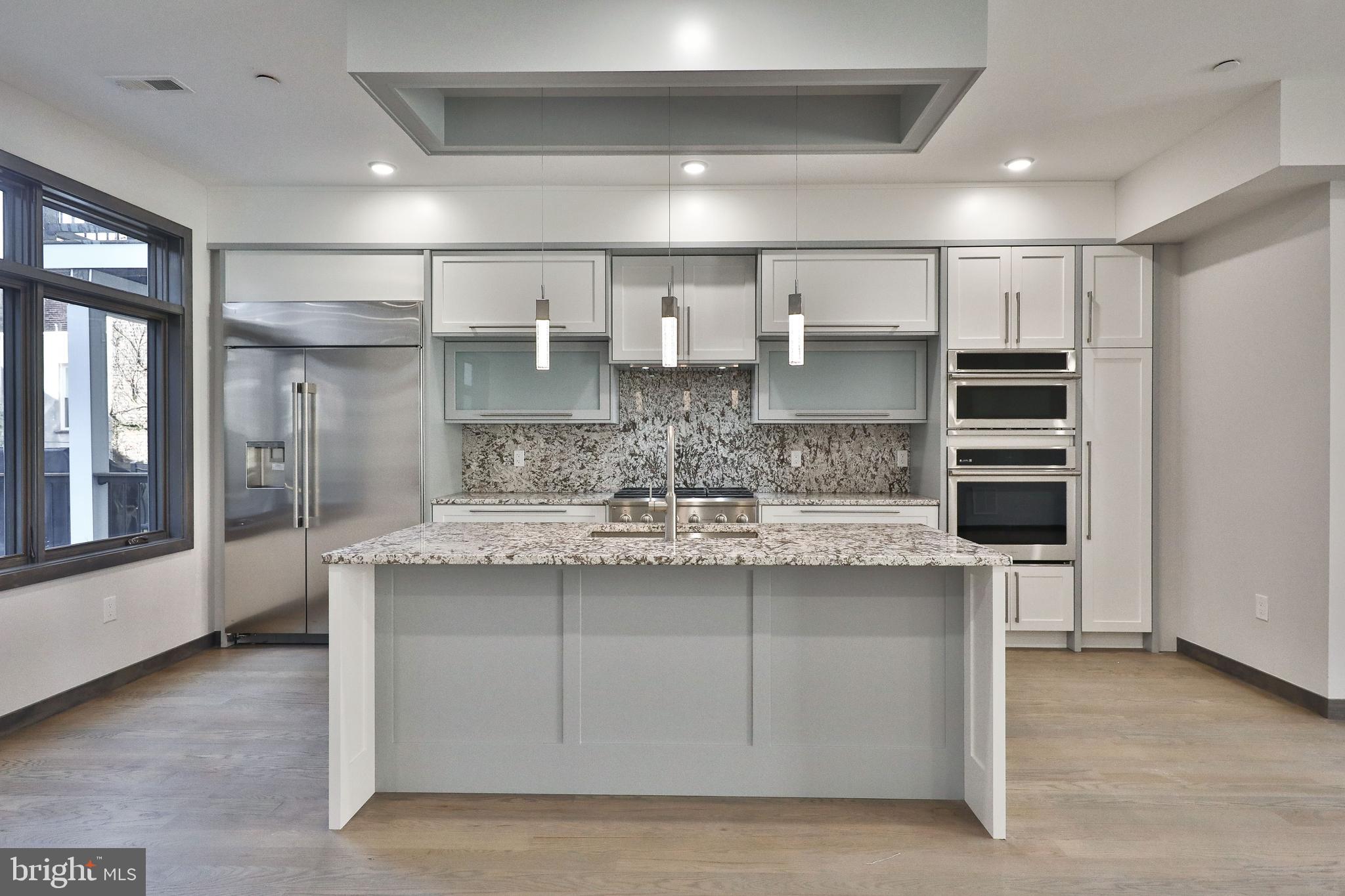 BELLA VISTA - Residential