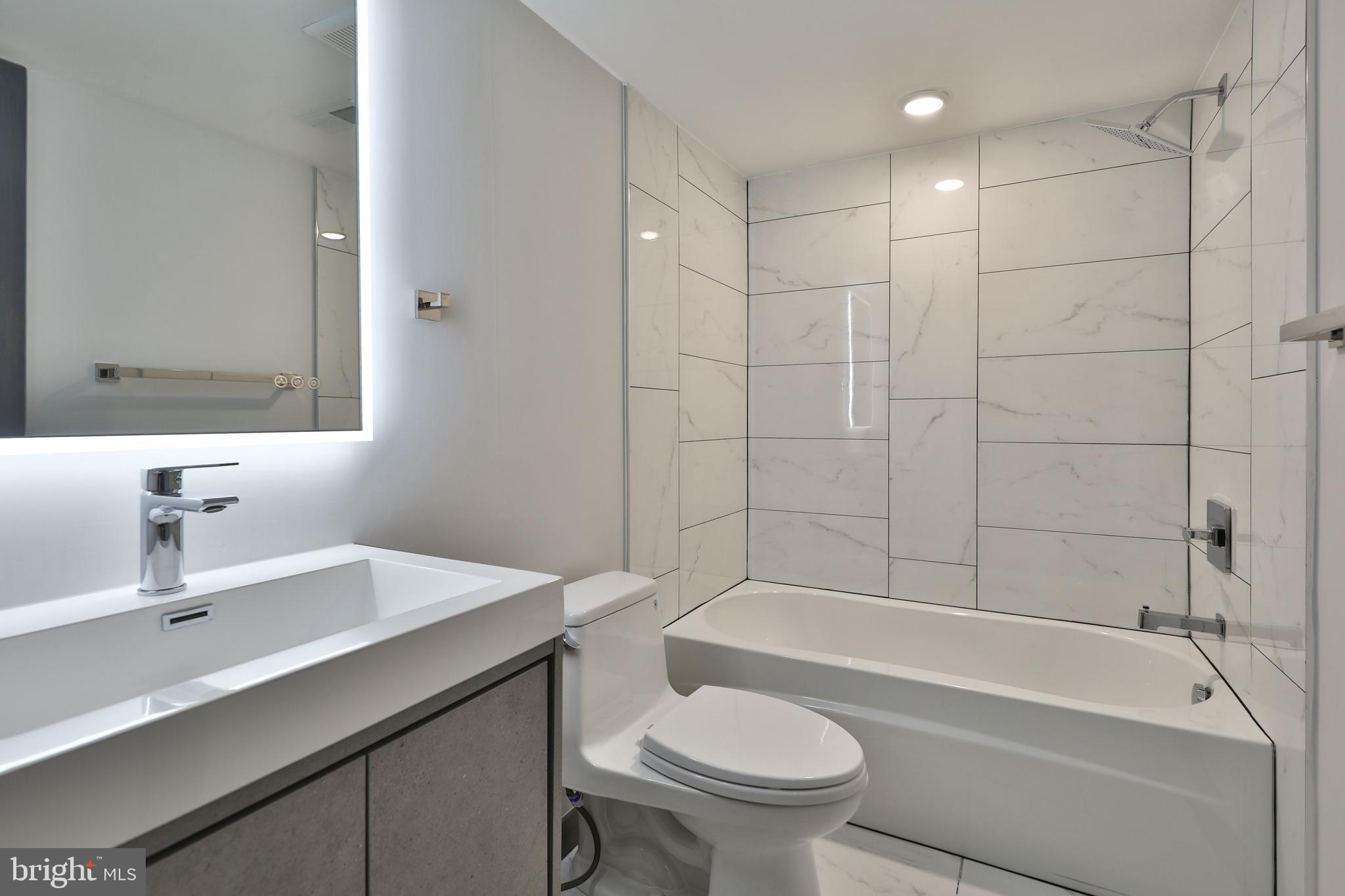 BELLA VISTA - Residential