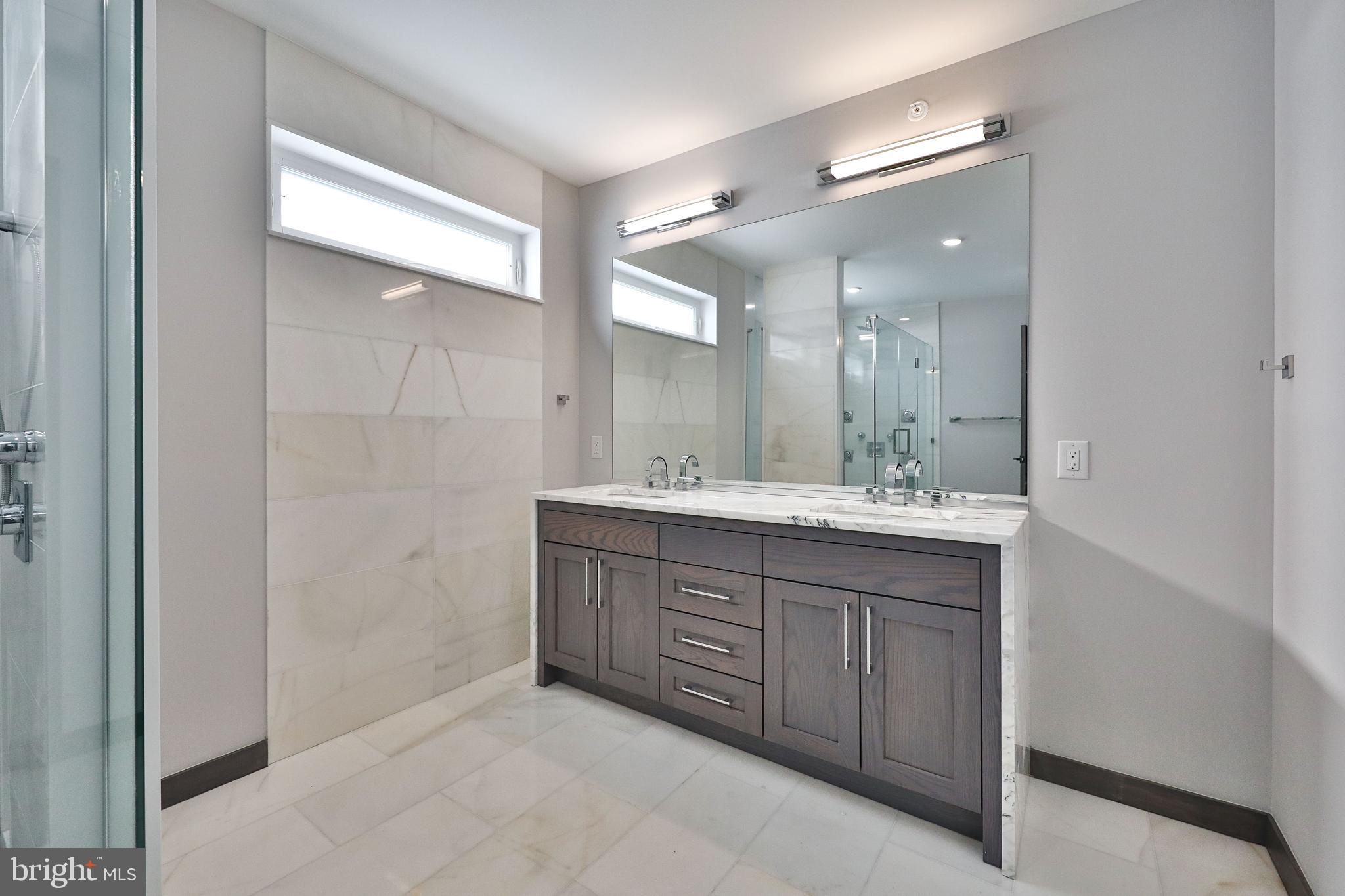 BELLA VISTA - Residential