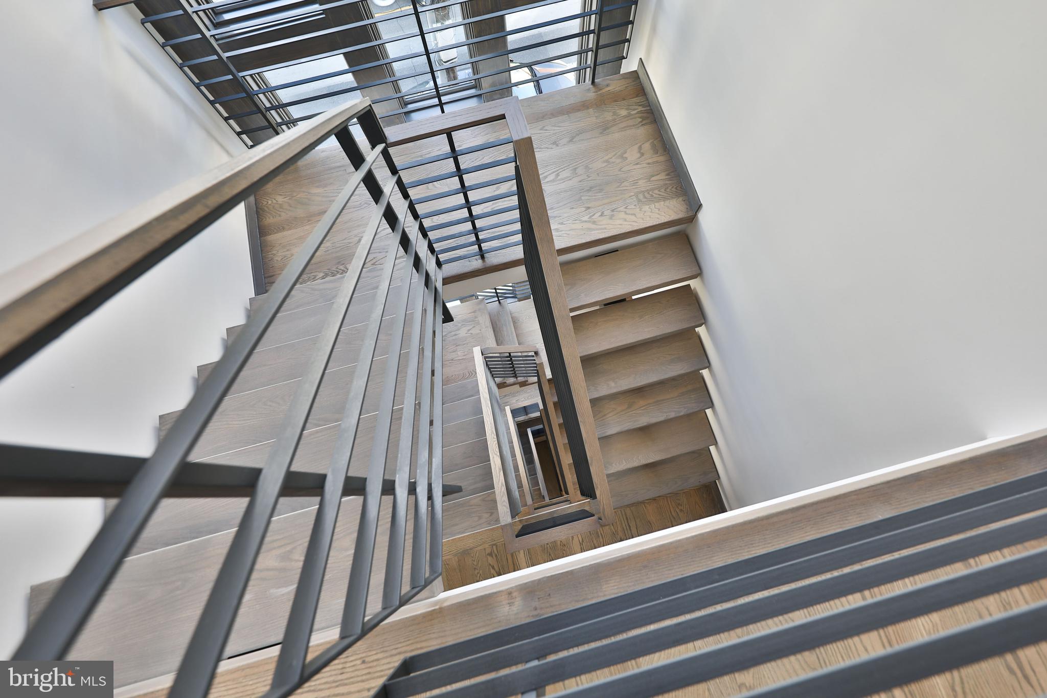 BELLA VISTA - Residential