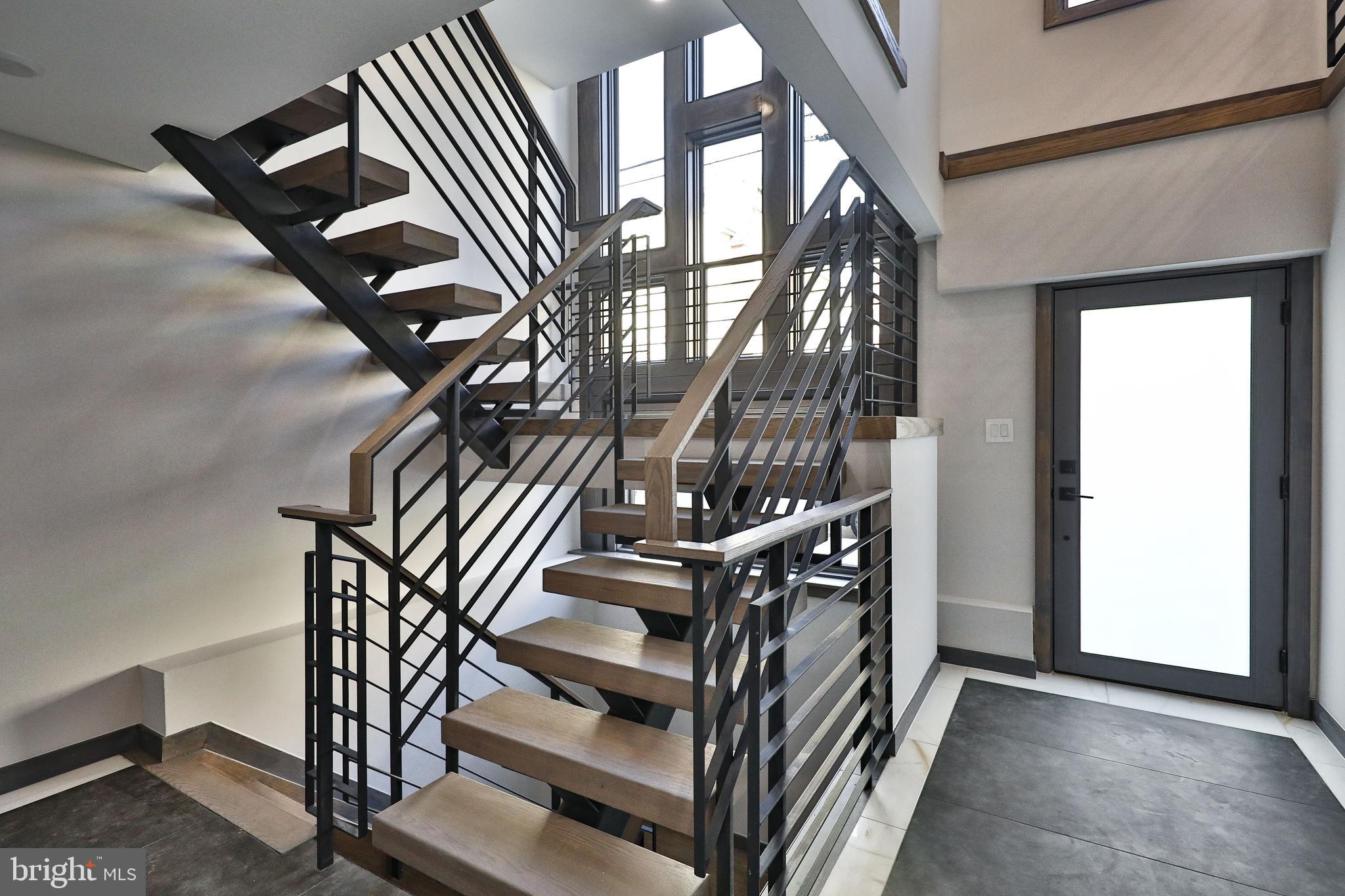 BELLA VISTA - Residential