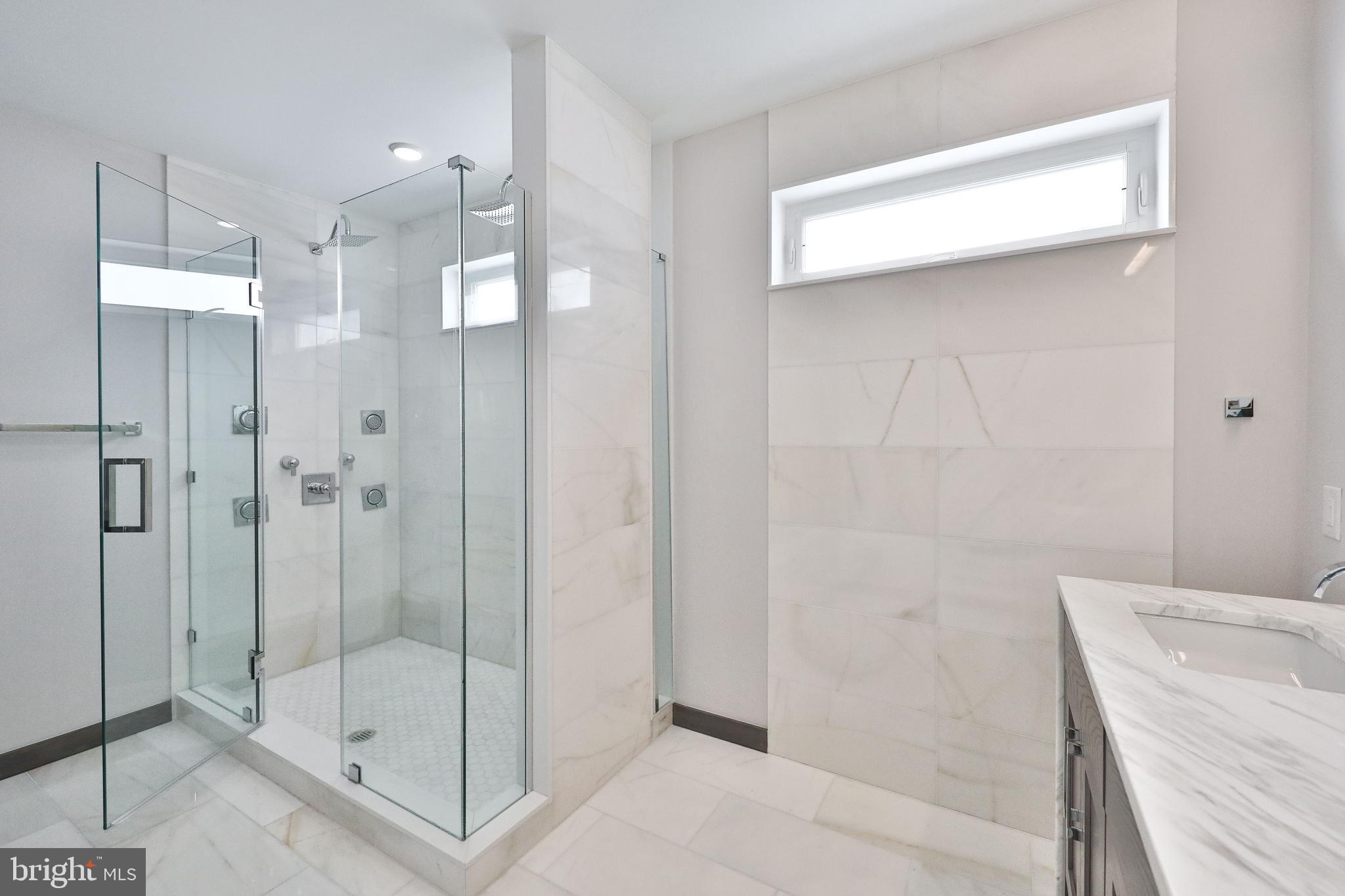 BELLA VISTA - Residential