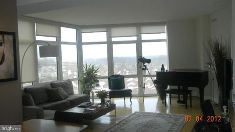 8220 CRESTWOOD HEIGHTS DRIVE 917 MCLEAN VA 22102