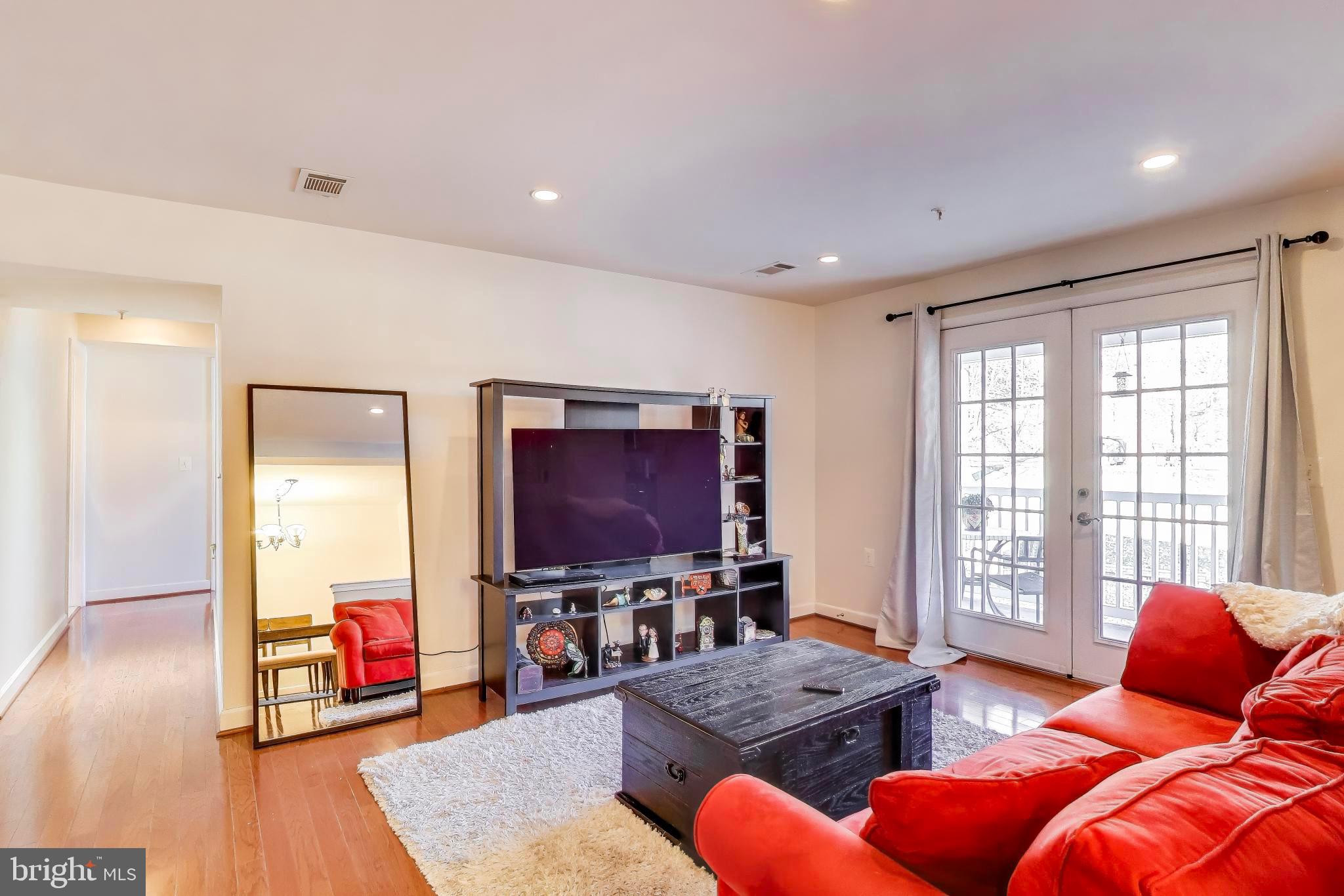 4139 S FOUR MILE RUN DRIVE 304