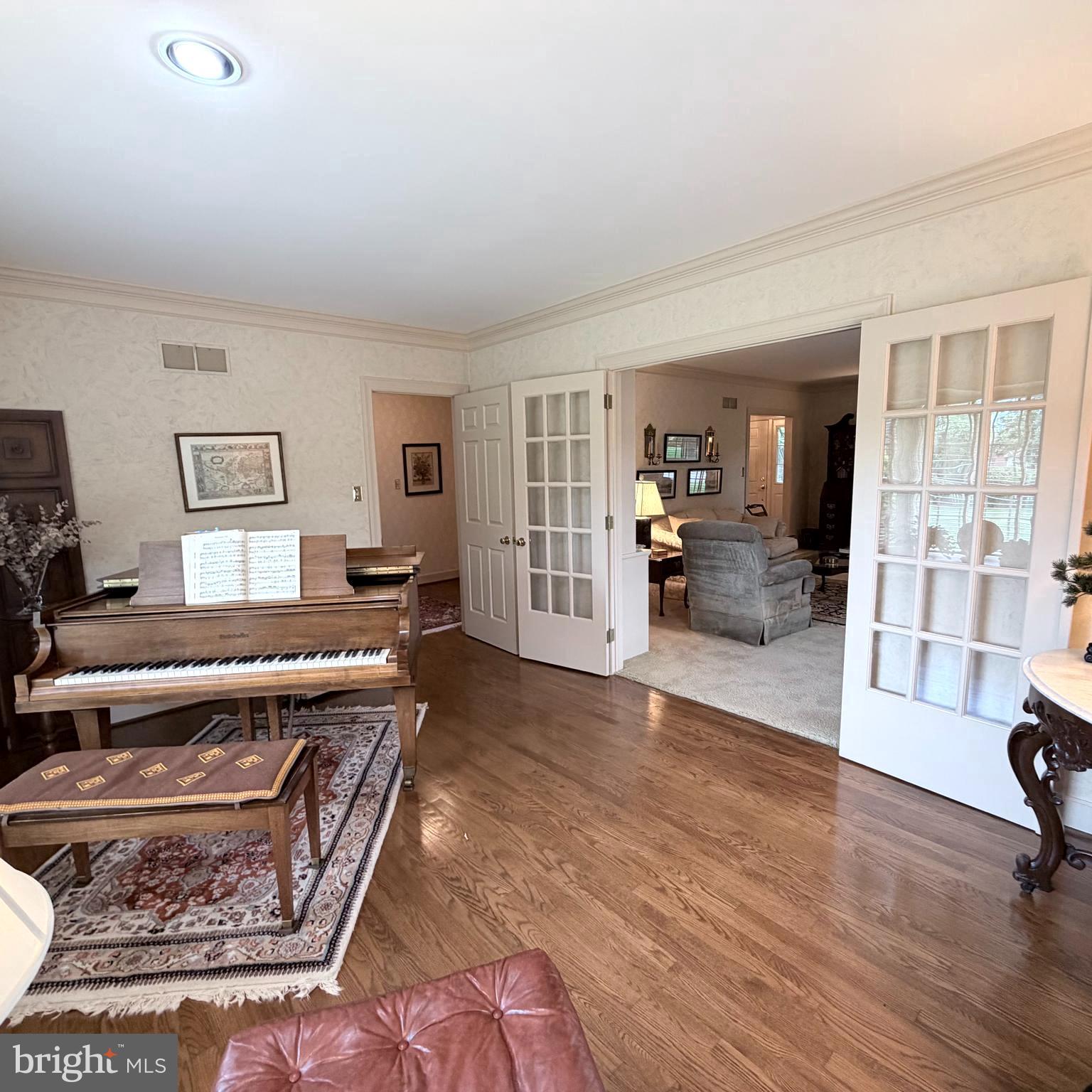 SOUTH GUILFORD HILLS - Residential
