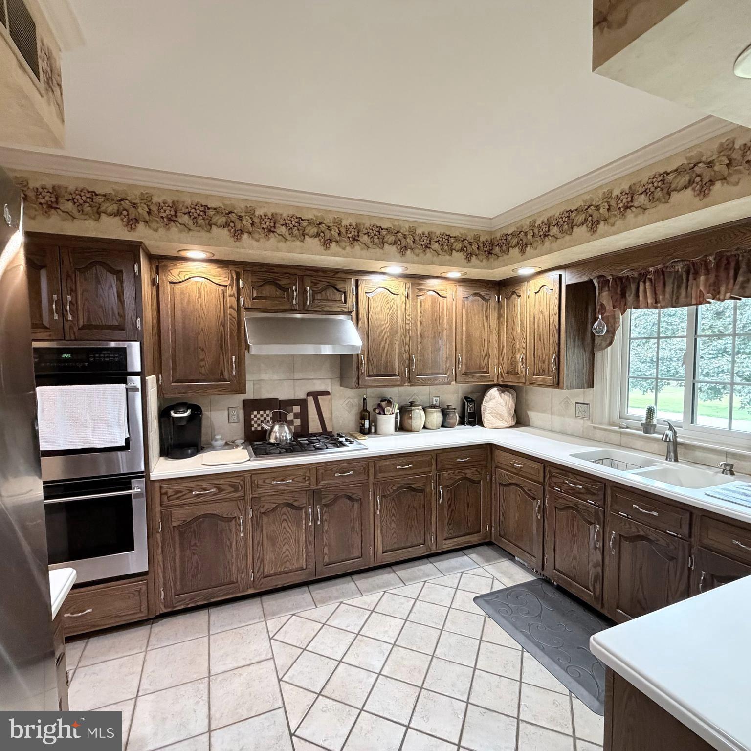 SOUTH GUILFORD HILLS - Residential